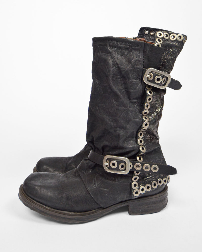 BIKER BUCKLE HEXAGON BOOTS