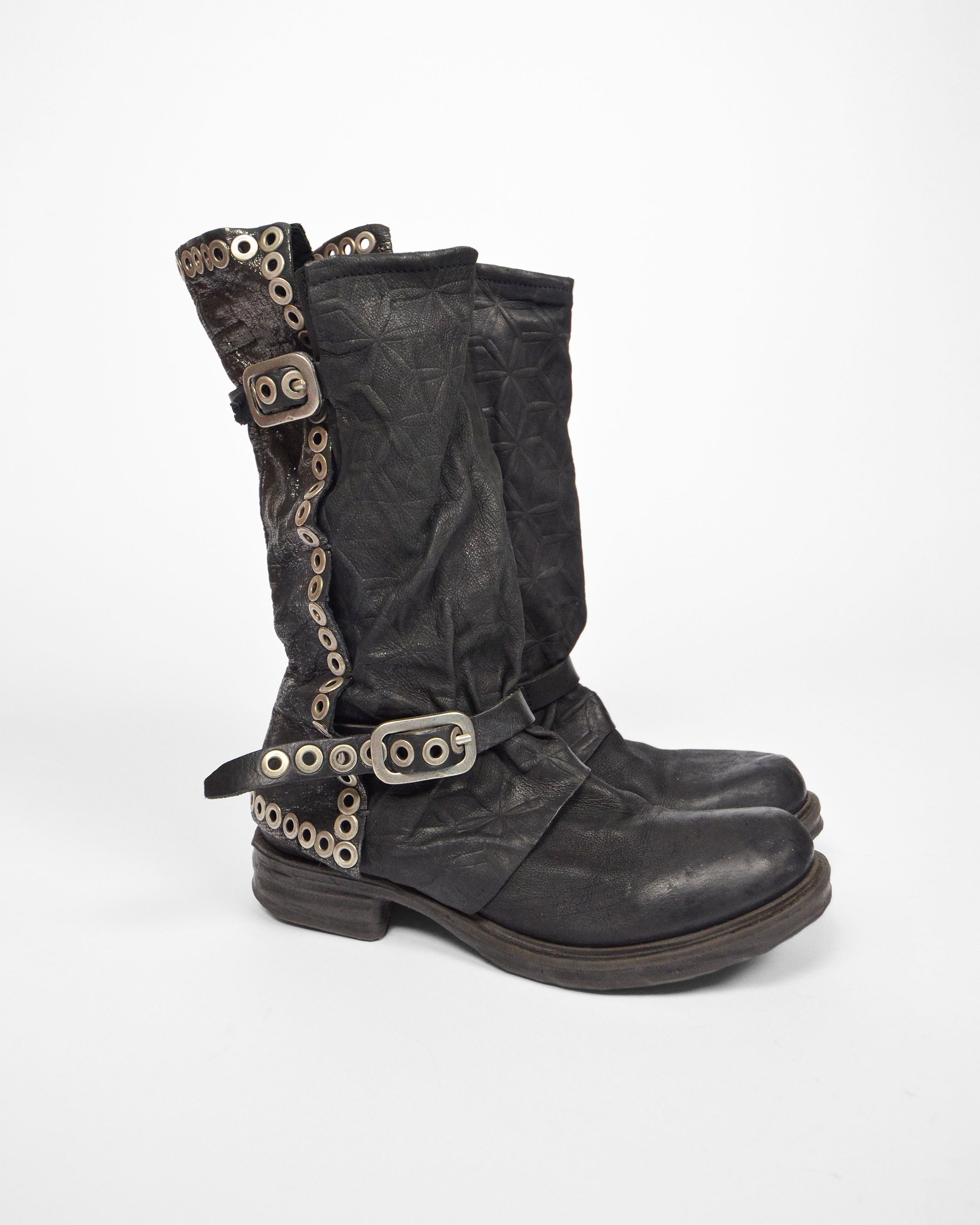 BIKER BUCKLE HEXAGON BOOTS
