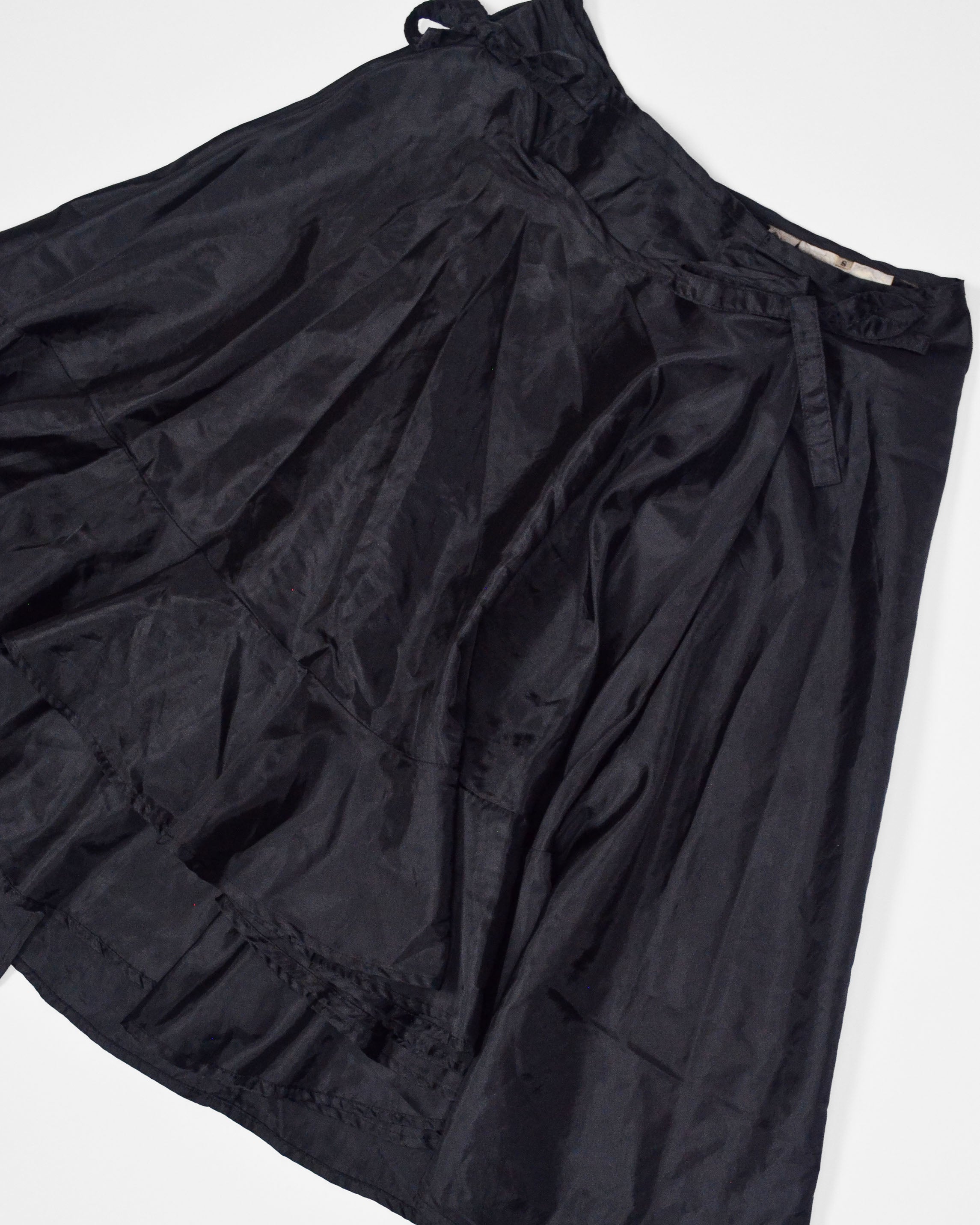 COMME DES GARÇONS TRICOT BLACK WRAP SKIRT