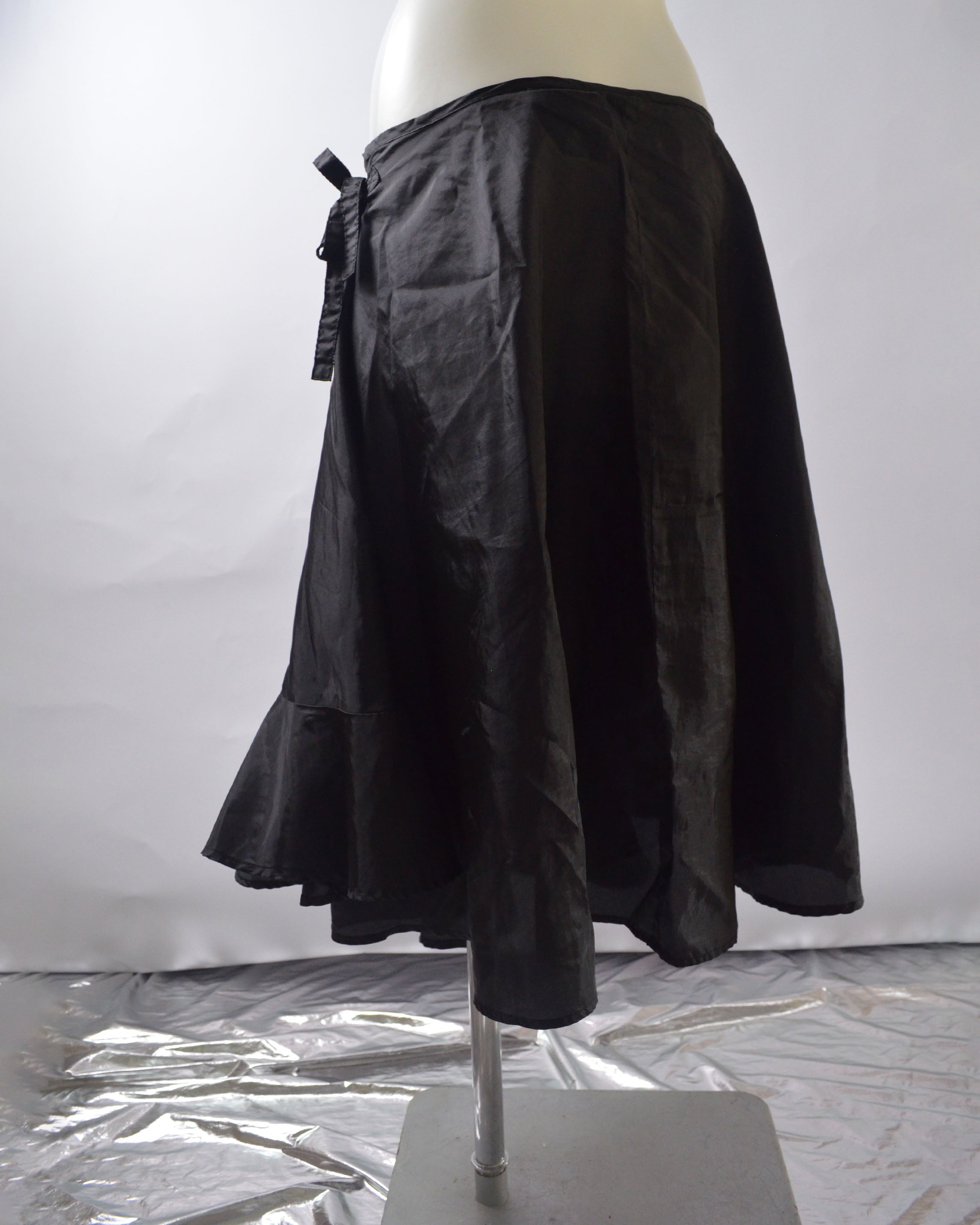 COMME DES GARÇONS TRICOT BLACK WRAP SKIRT