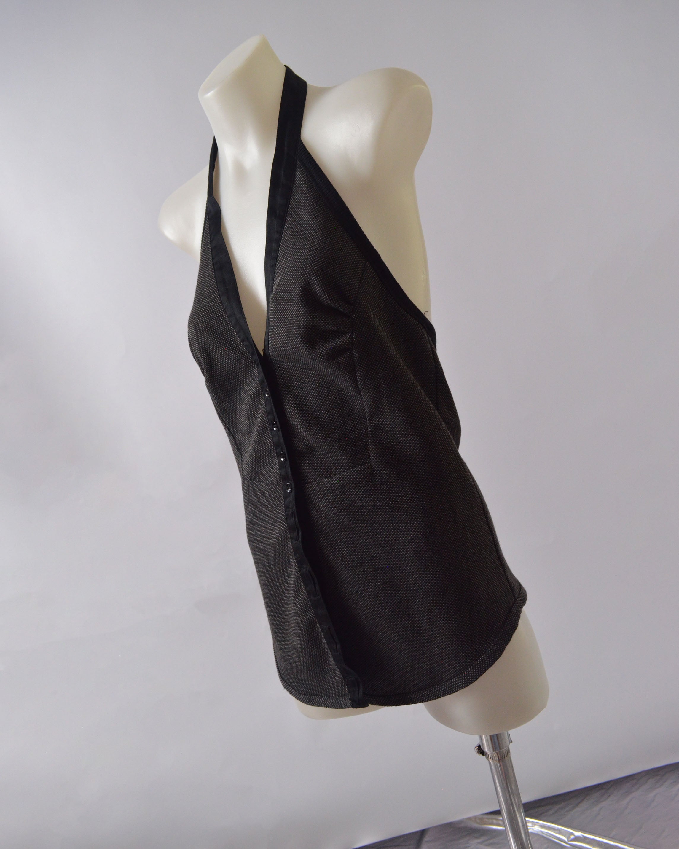 VINTAGE COP COPINE HALTER TOP
