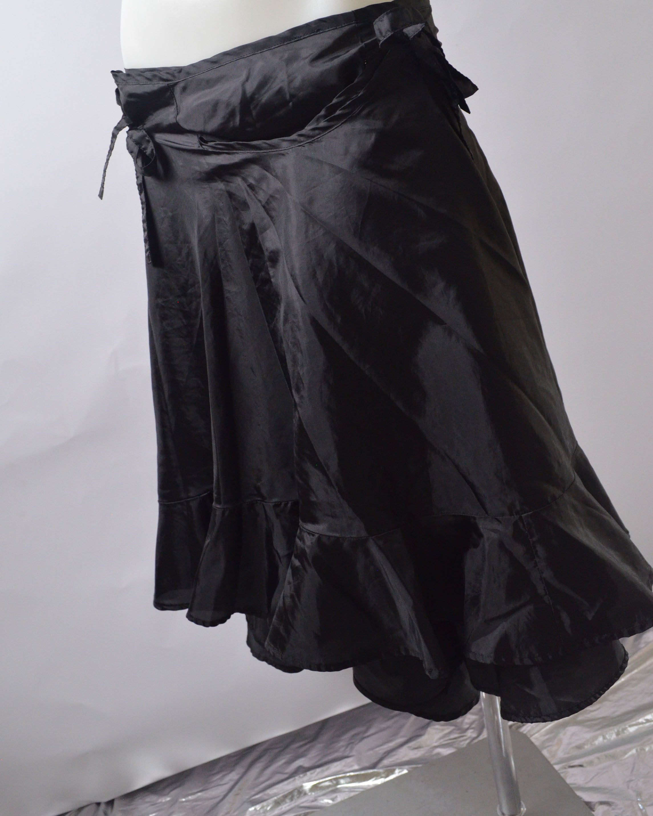 COMME DES GARÇONS TRICOT BLACK WRAP SKIRT