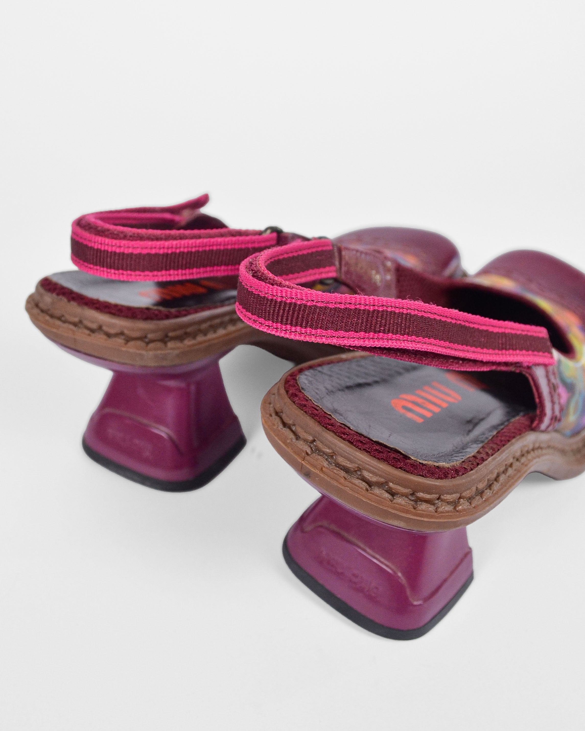 RARE Miu Miu FW1999 Holographic Slingback Heels + Waistbelt