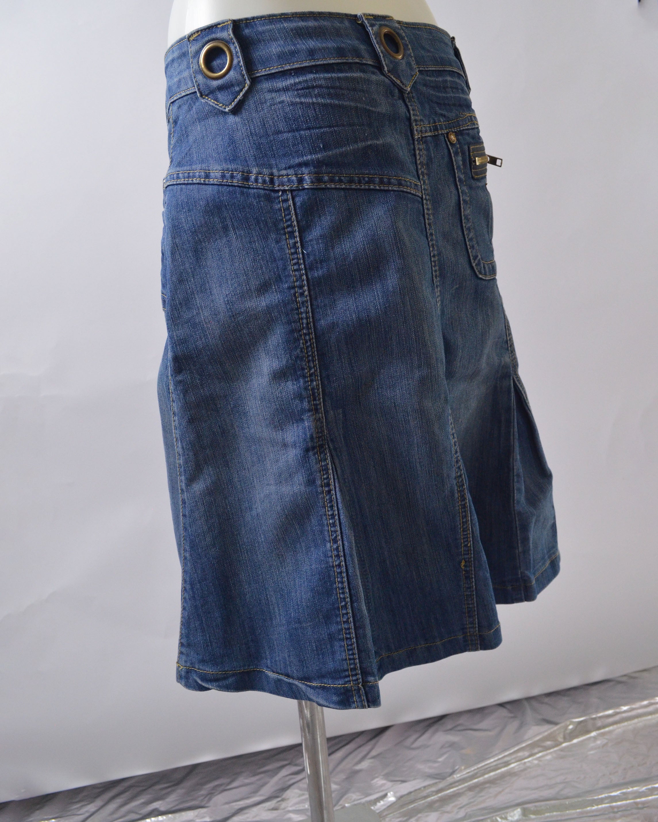 VINTAGE CACHE CACHE ITALIAN DENIM CARGO SKIRT