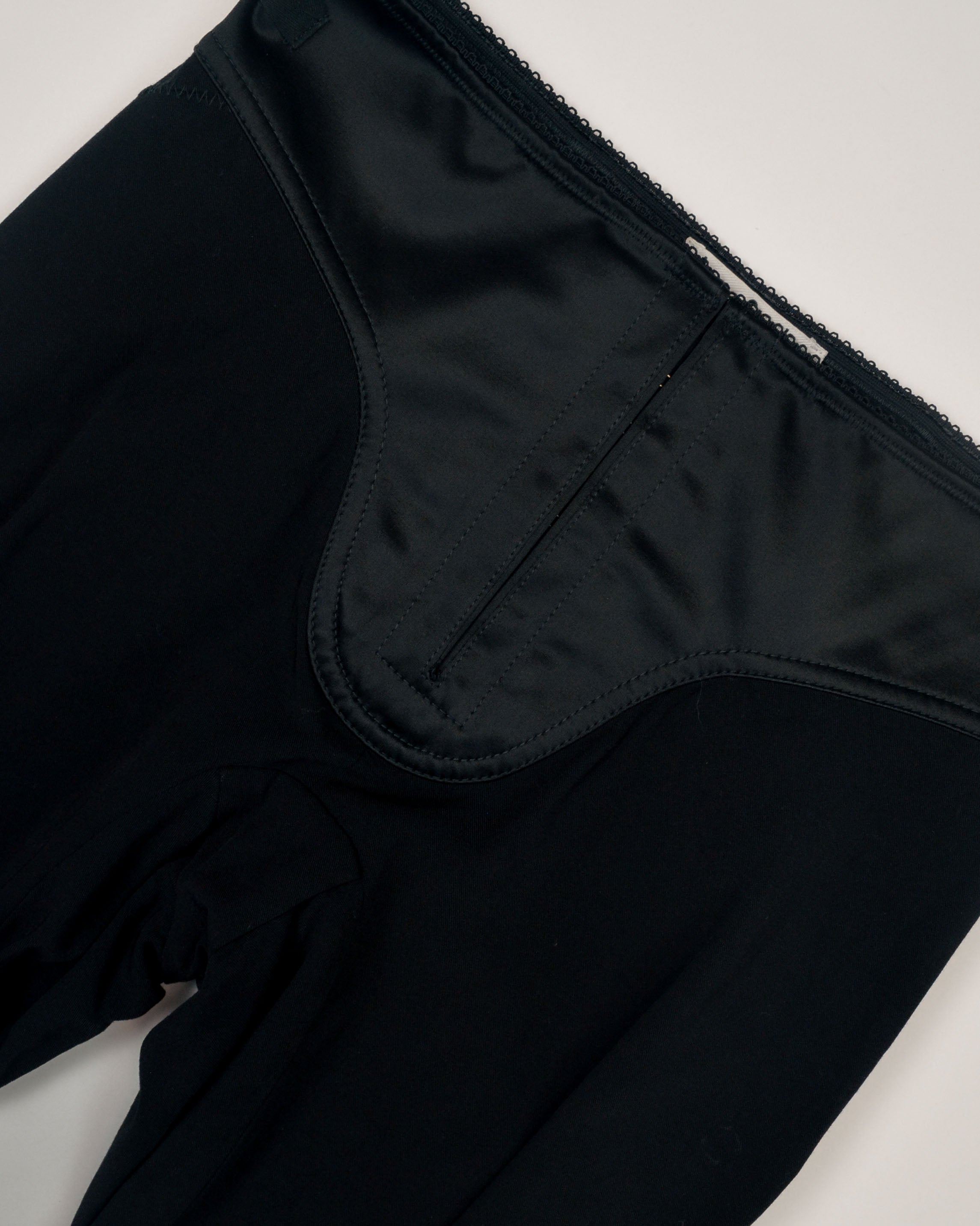 ACNE HOOK & EYE CAPRI’S