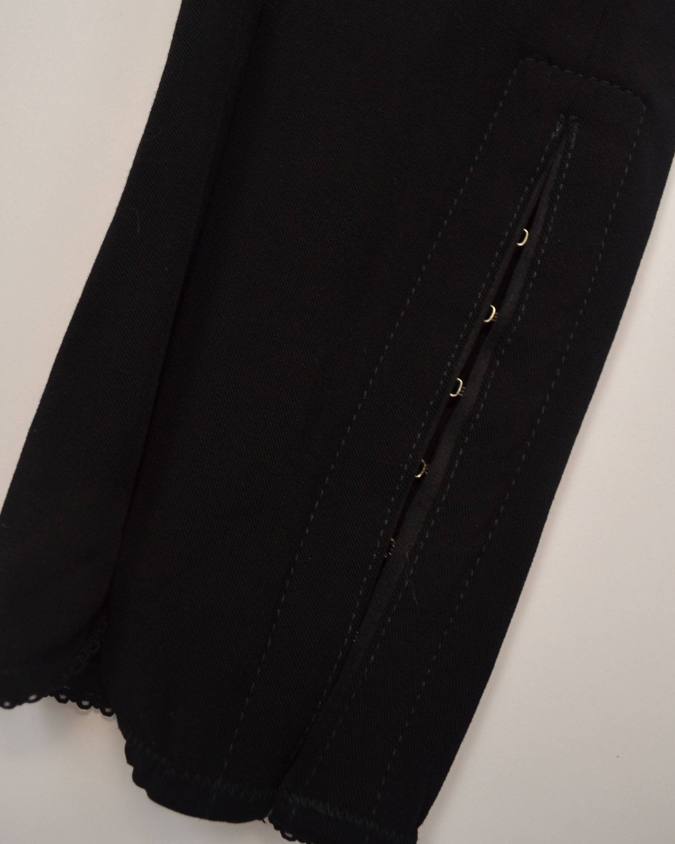 ACNE HOOK & EYE CAPRI’S