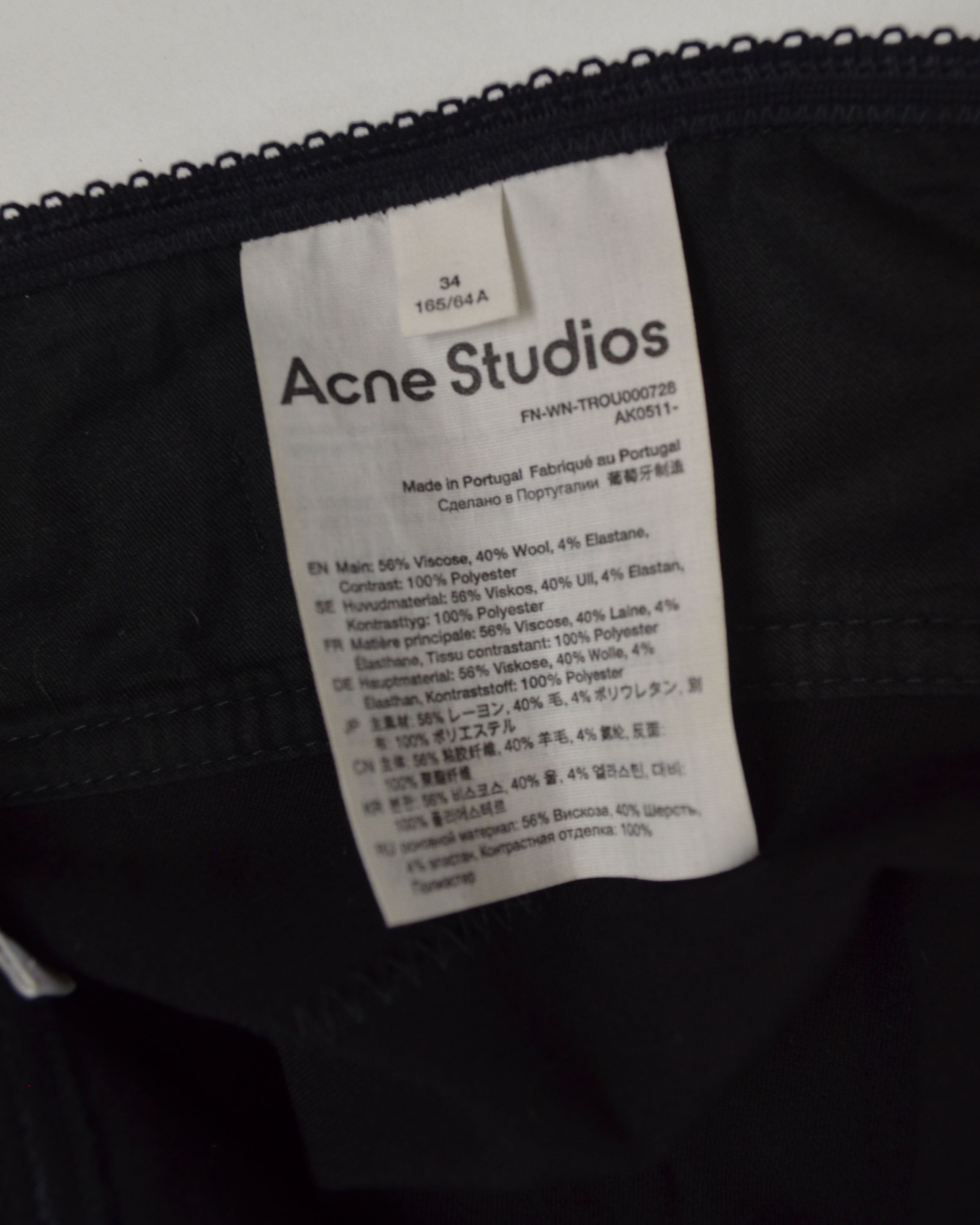 ACNE HOOK & EYE CAPRI’S