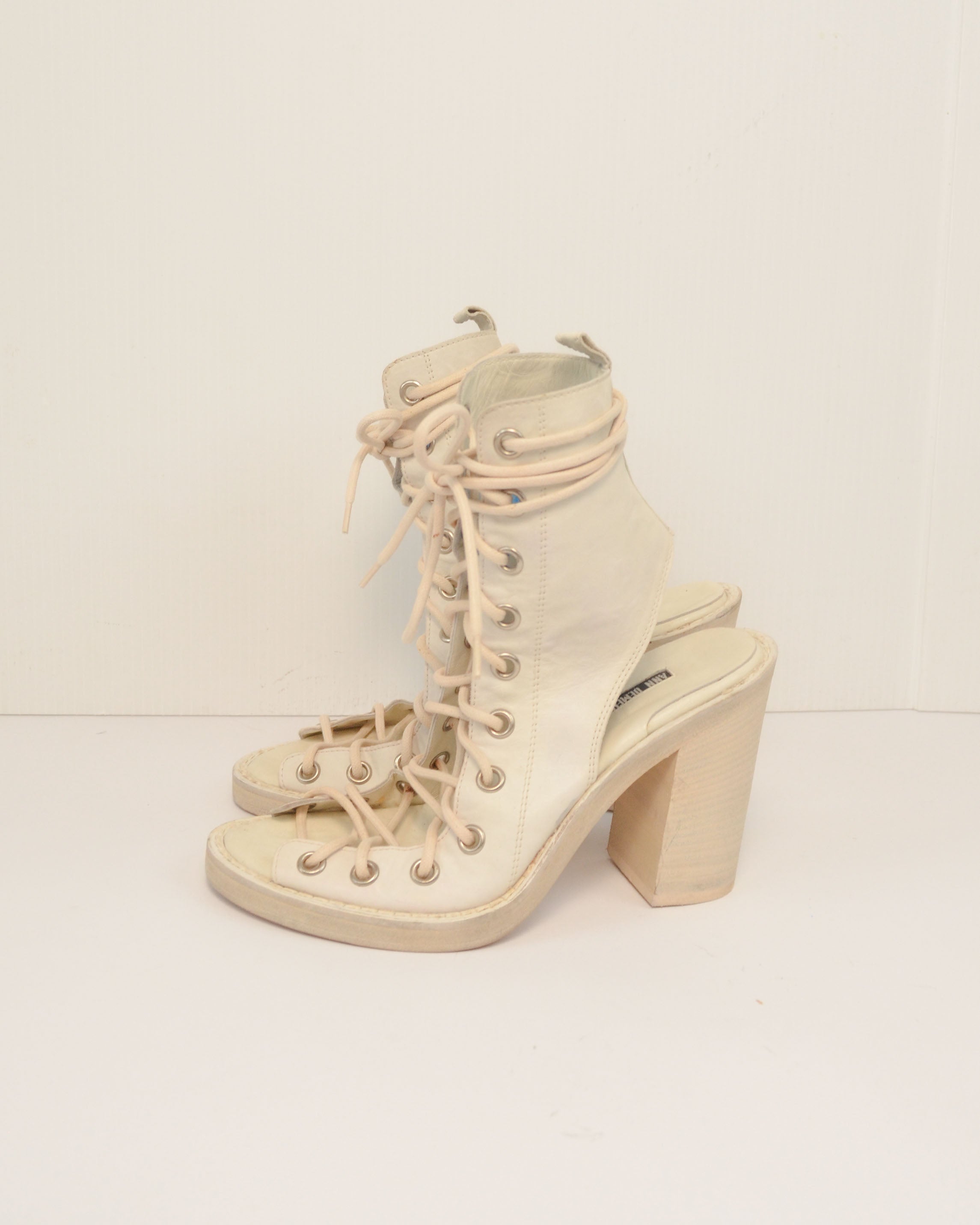 SPRING SUMMER 2009 CORSET LACE-UP LEATHER HEELS