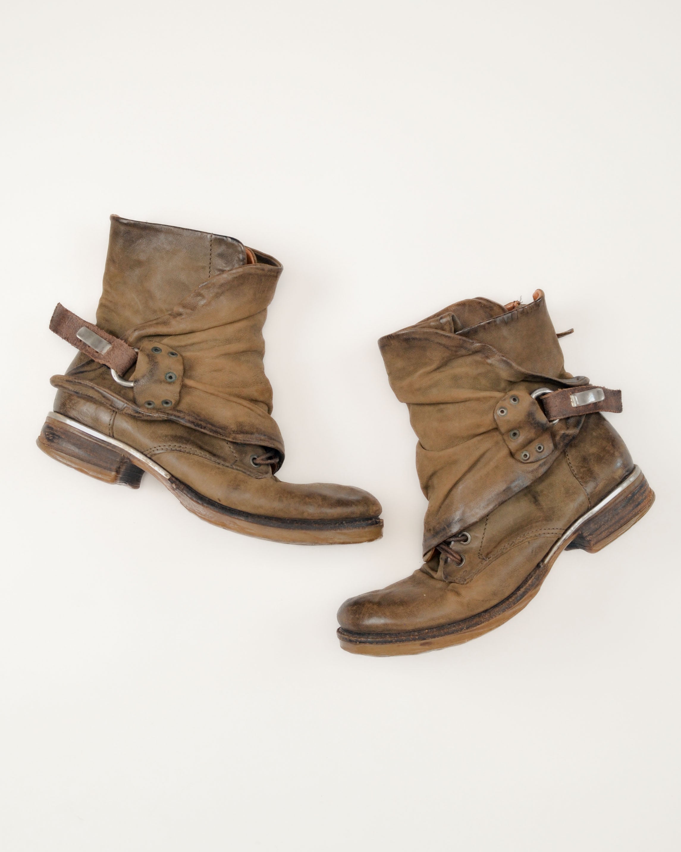 2000's LEATHER WRAP LACE ANKLE BOOTS