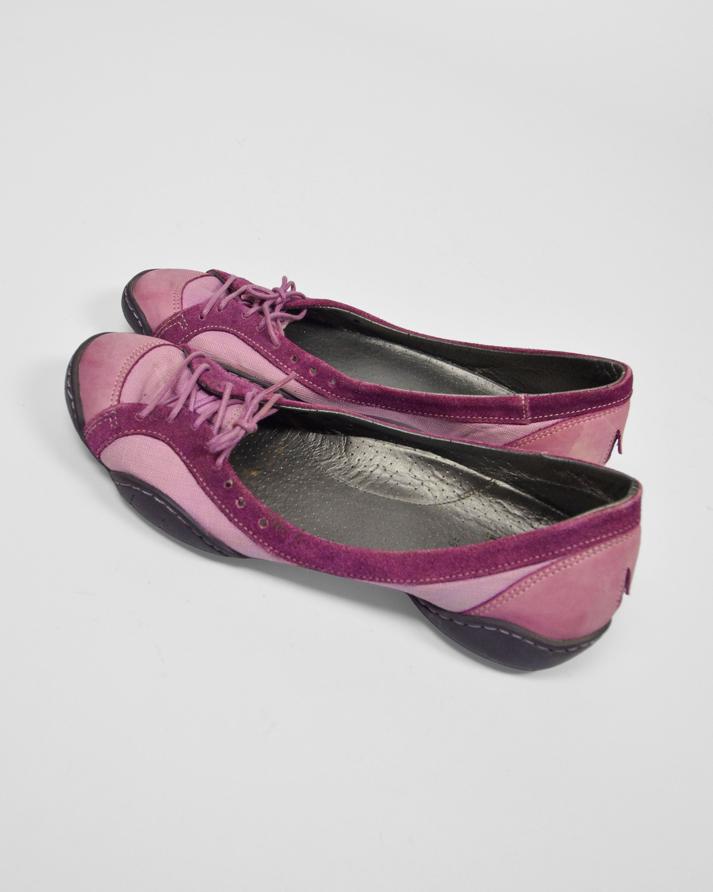 PINK BALLET FLATS