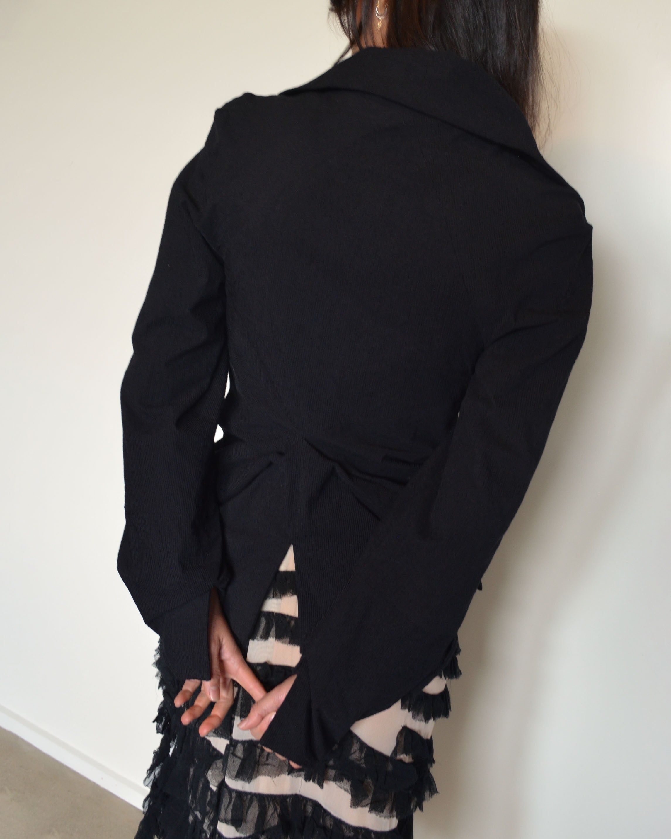 AVANT GARDE SCULPTURAL JACKET