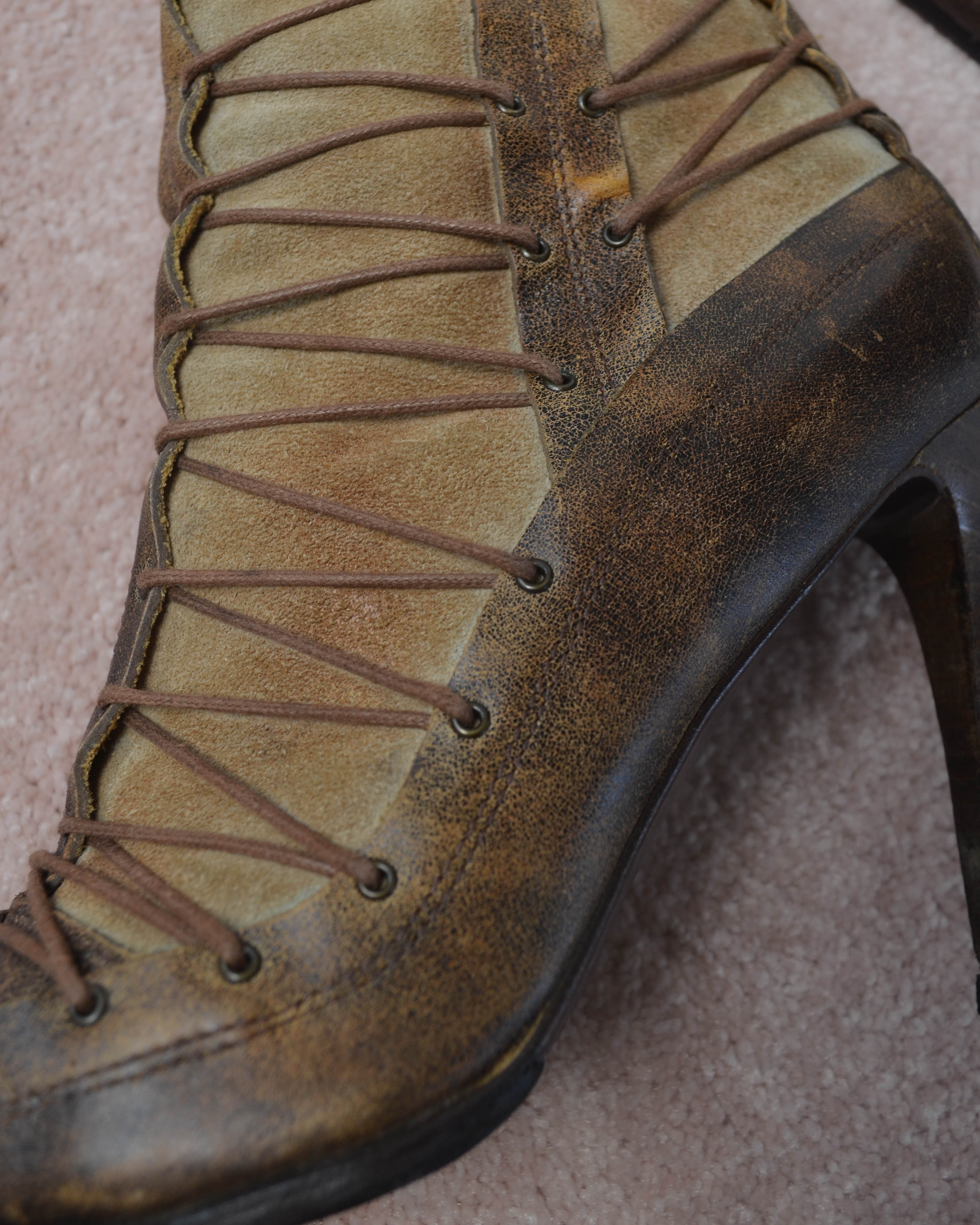 EARLY 00s EL DANTES CORSET LACE BOOTS