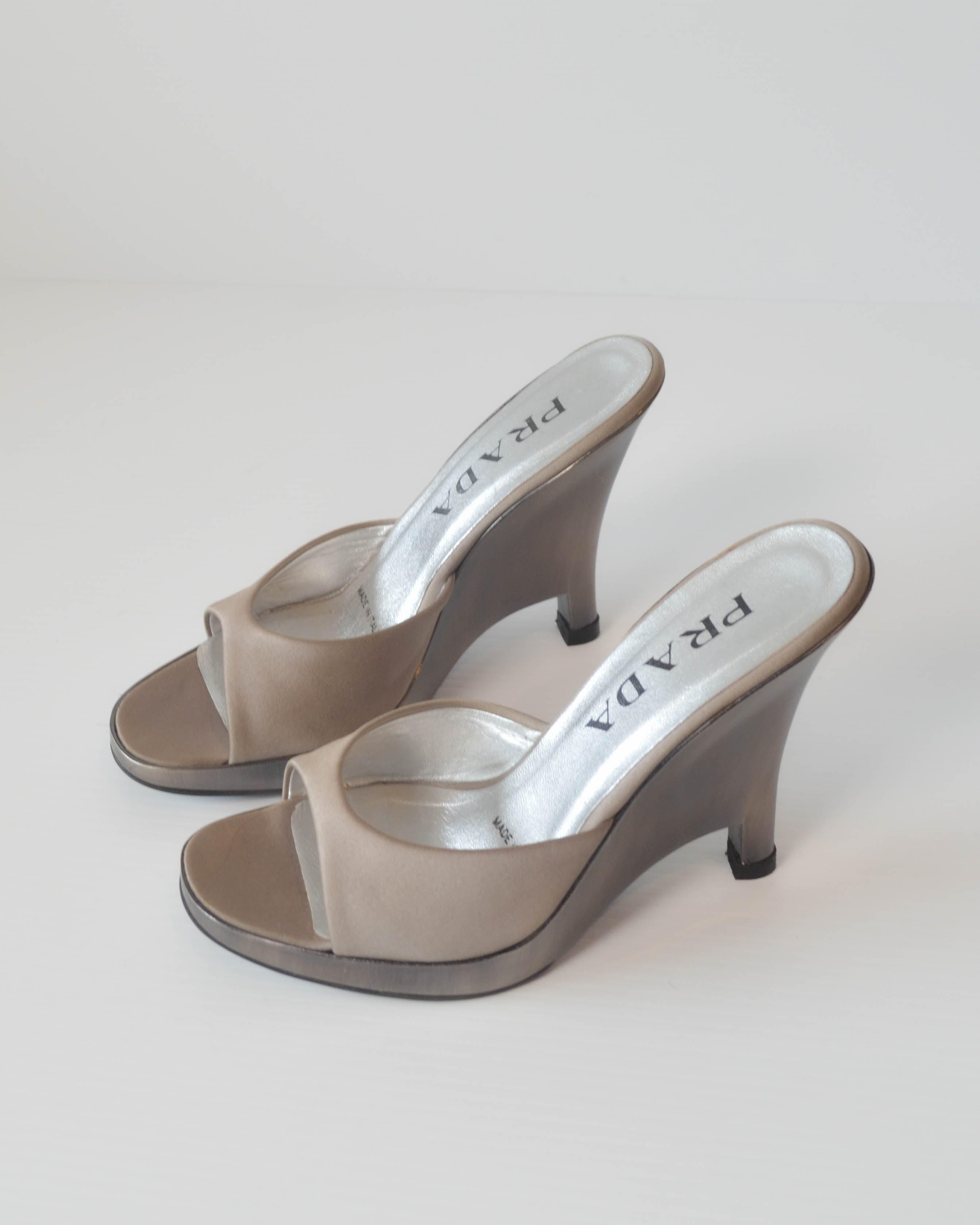 SS1998 LUCITE WEDGES