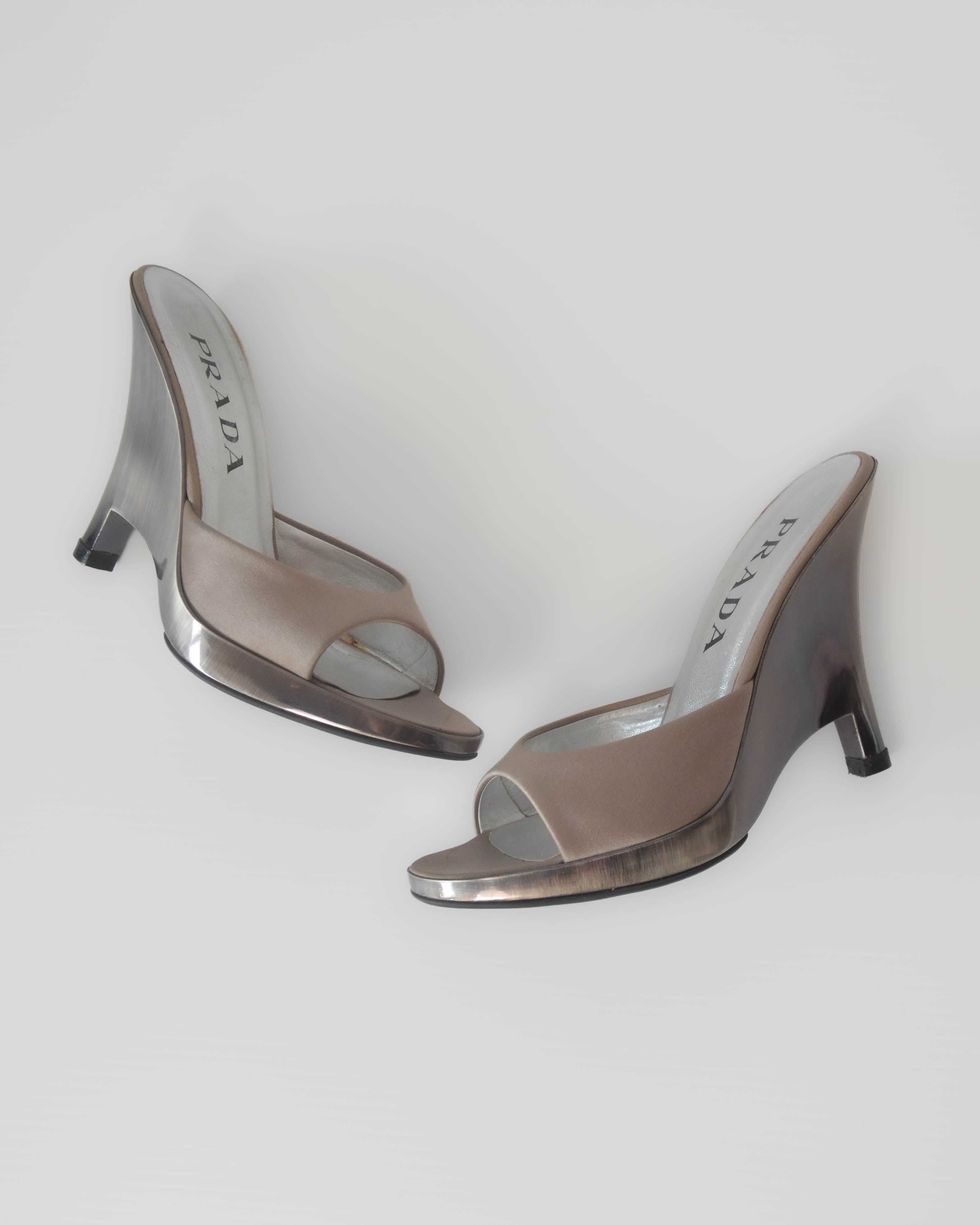SS1998 LUCITE WEDGES