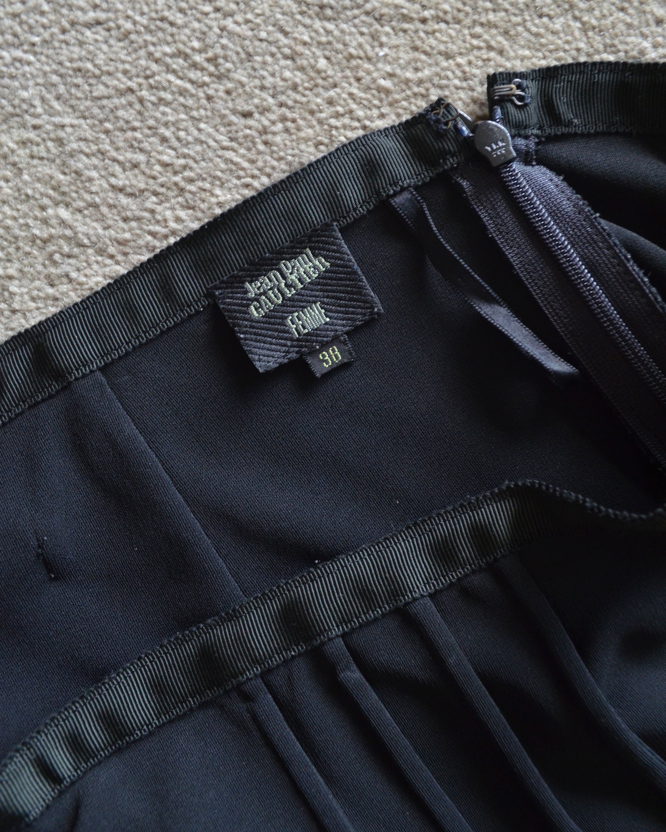 90s MIDI SKIRT