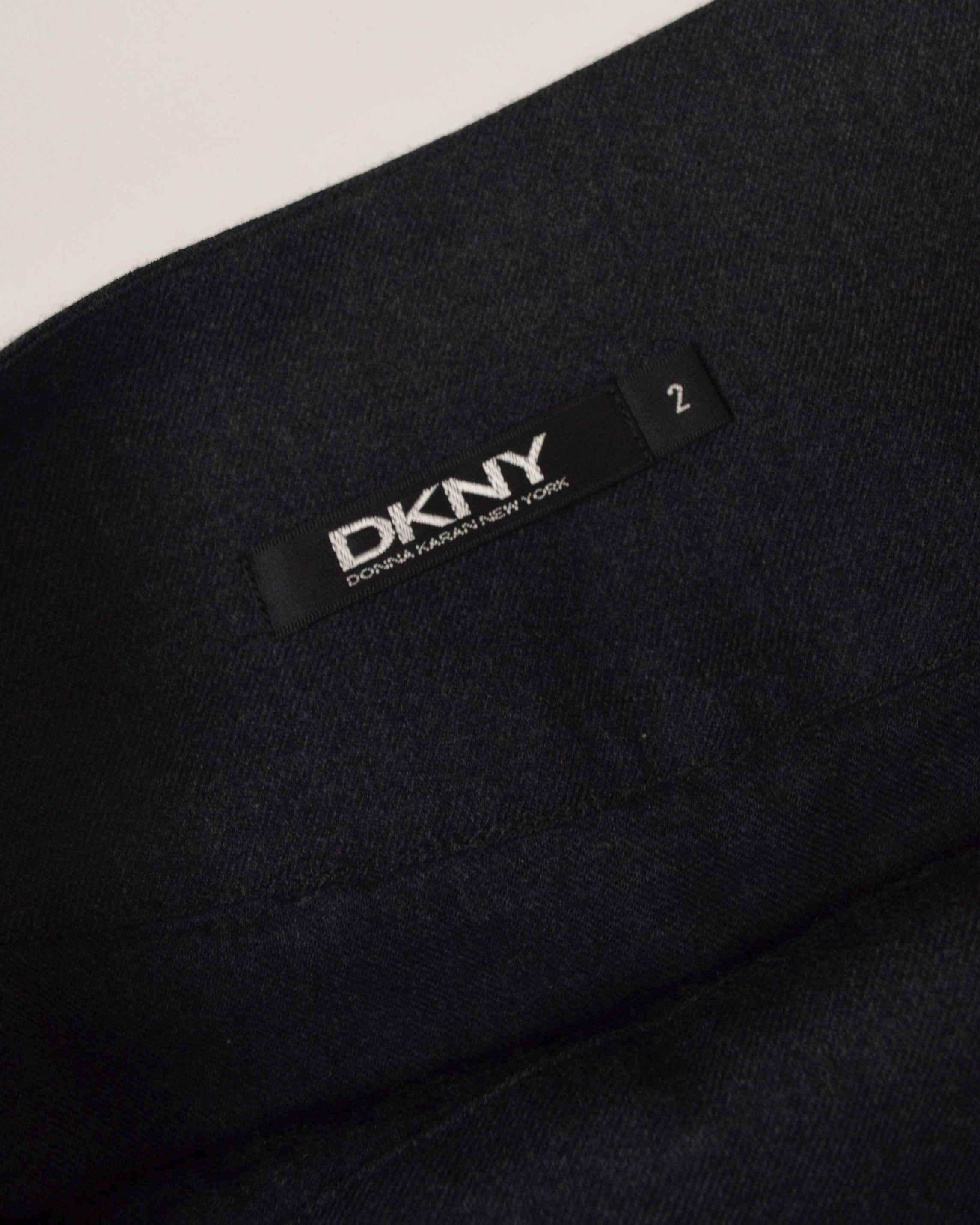 DKNY BLACK TIERED RUFFLE SKIRT
