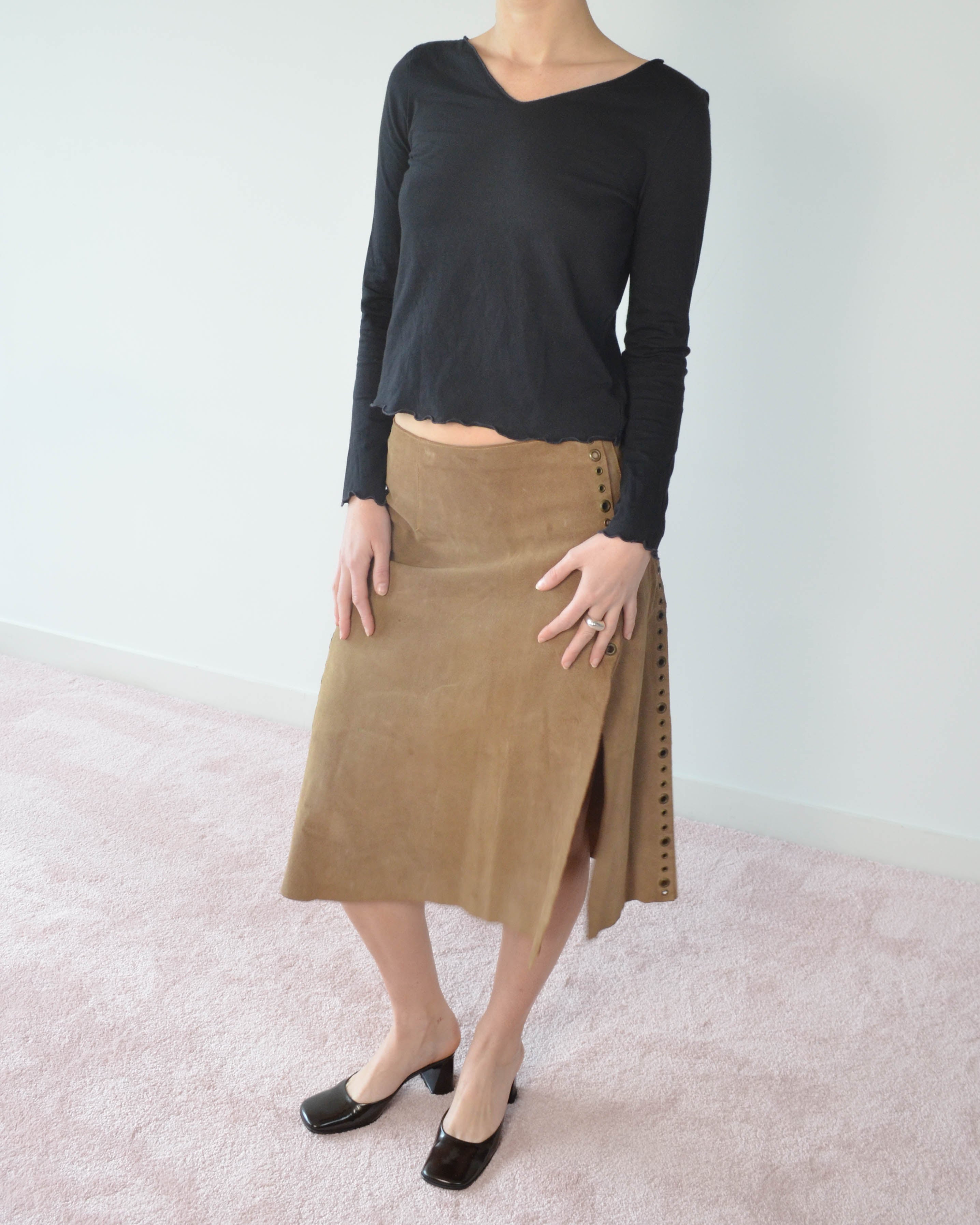 00s SUEDE GROMMET MIDI SKIRT