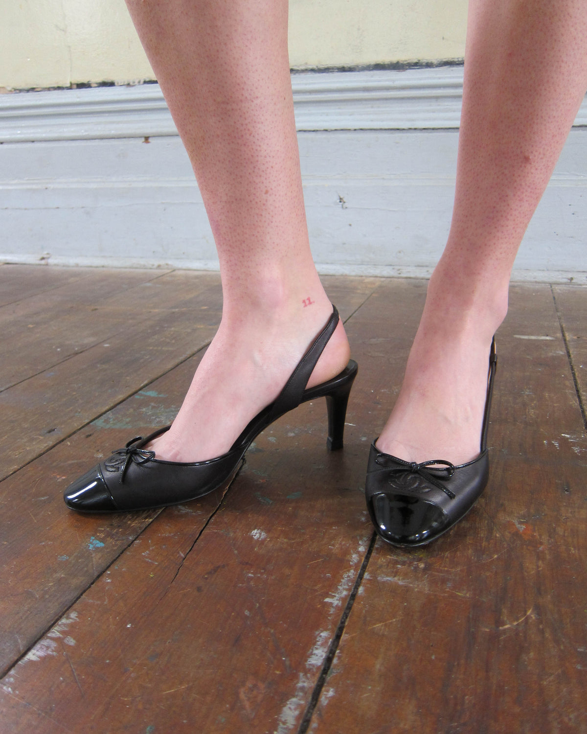 CC BOW SLINGBACK HEELS