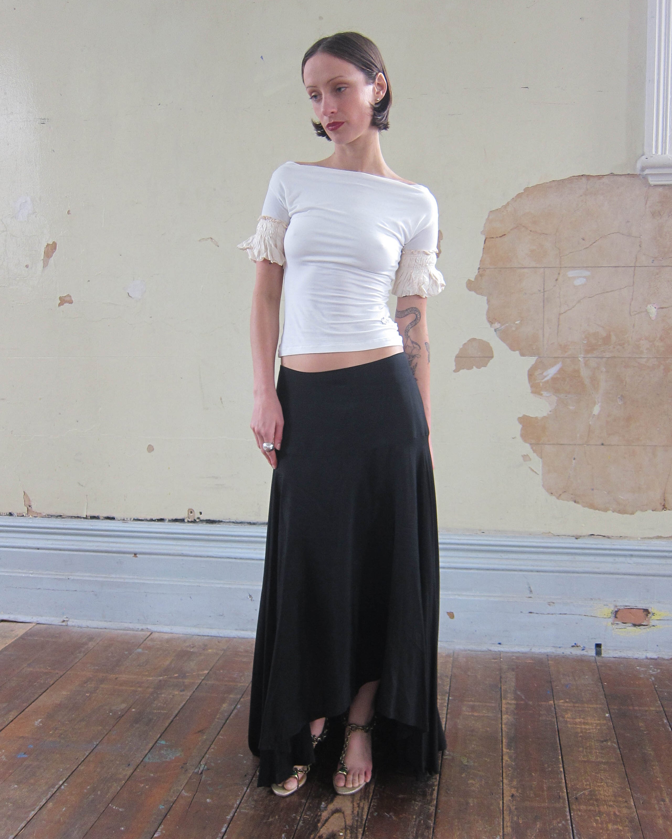 00s SILK RUFFLE-SLEEVE TOP
