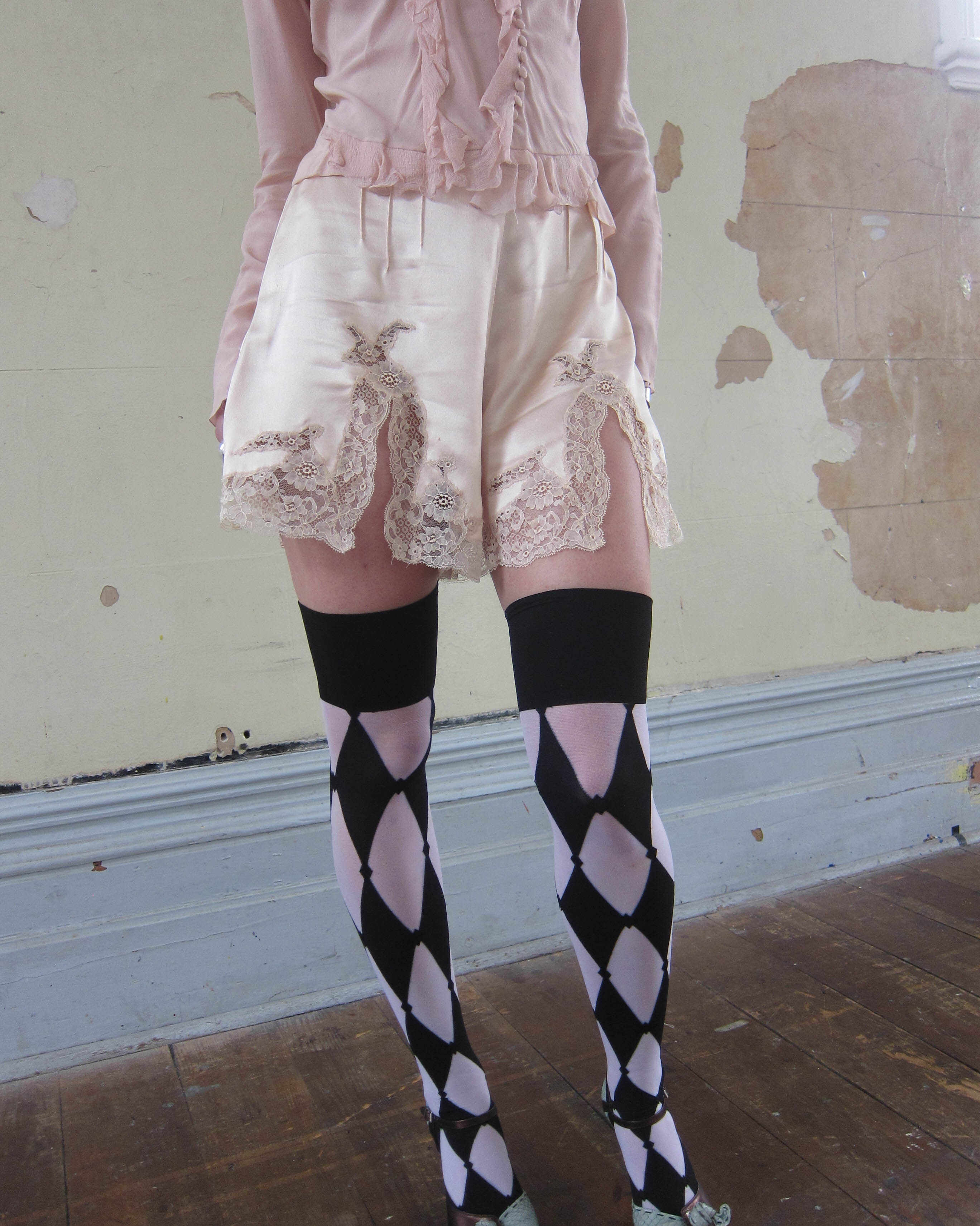 SS2010 SILK LACE TAP SHORTS