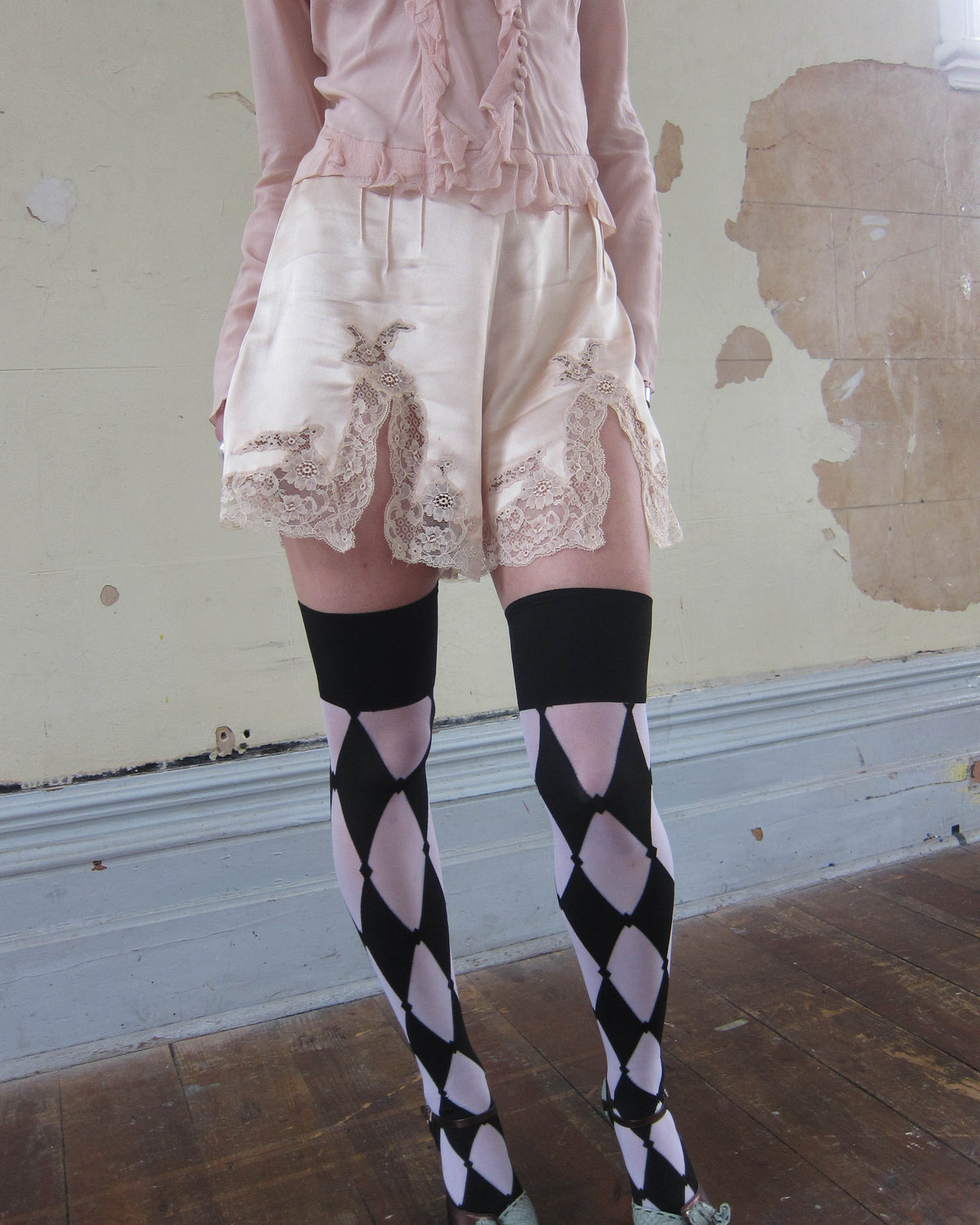 SS2010 SILK LACE TAP SHORTS