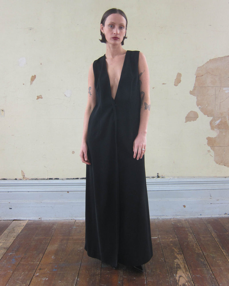 EARLY 2000s PLUNGING MAXI DRESS