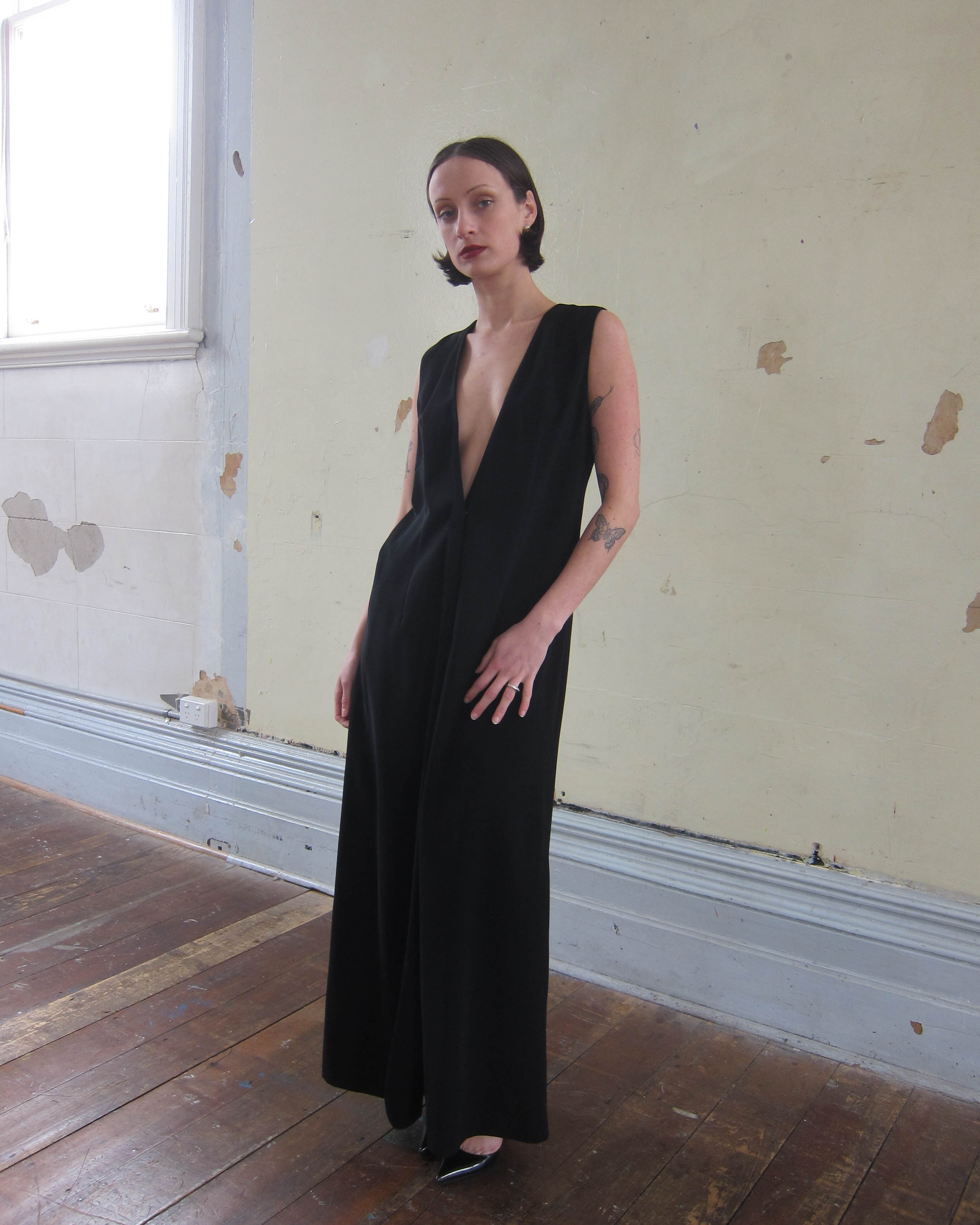 EARLY 2000s PLUNGING MAXI DRESS