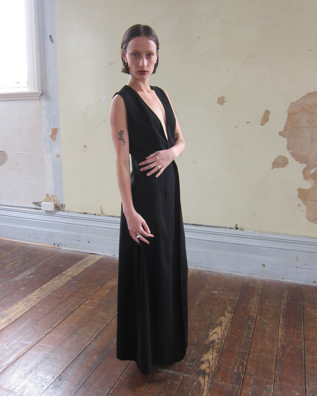 EARLY 2000s PLUNGING MAXI DRESS