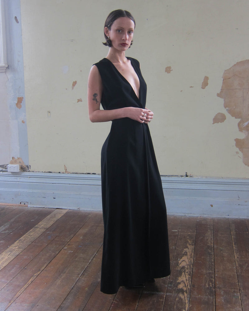 EARLY 2000s PLUNGING MAXI DRESS