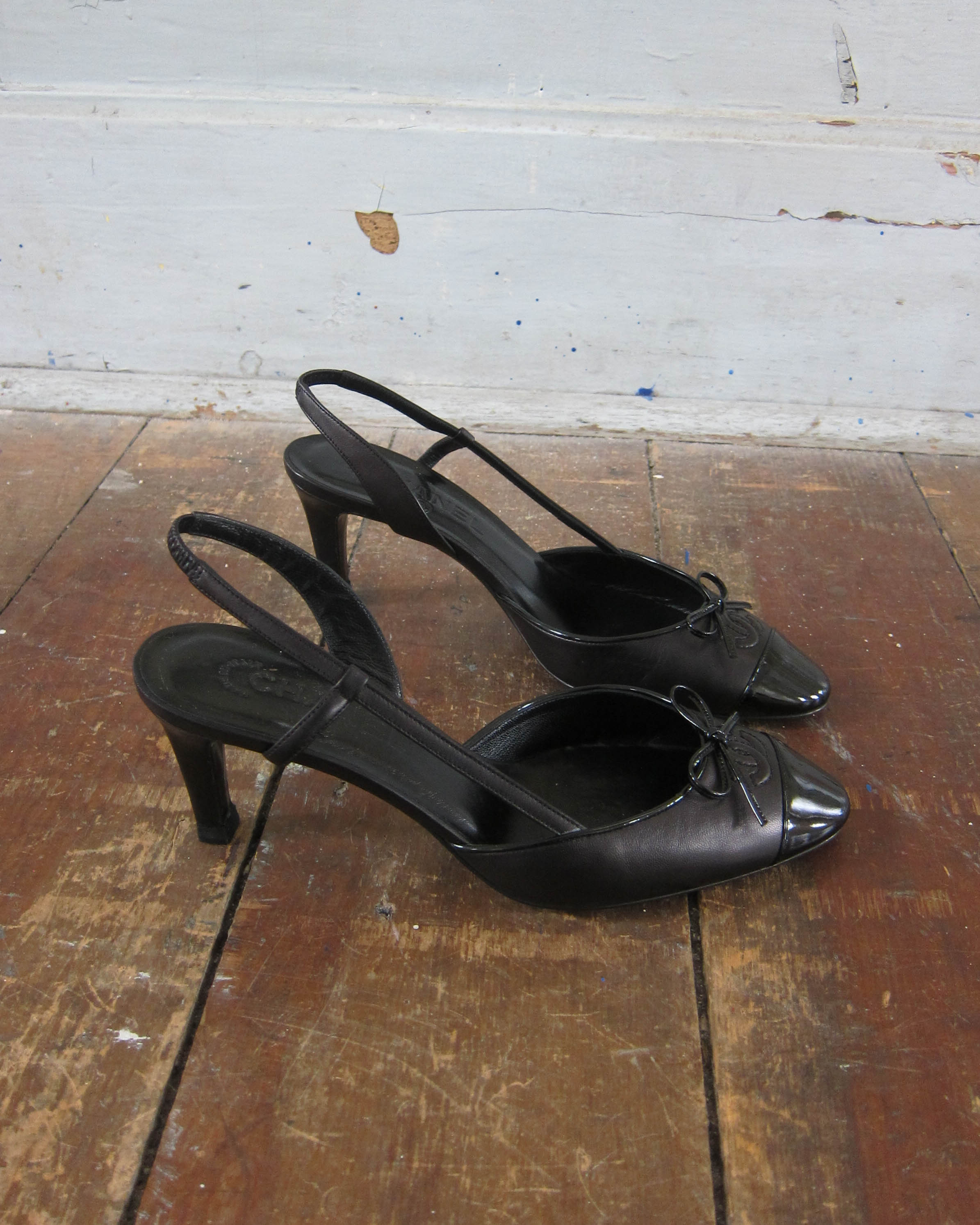 CC BOW SLINGBACK HEELS