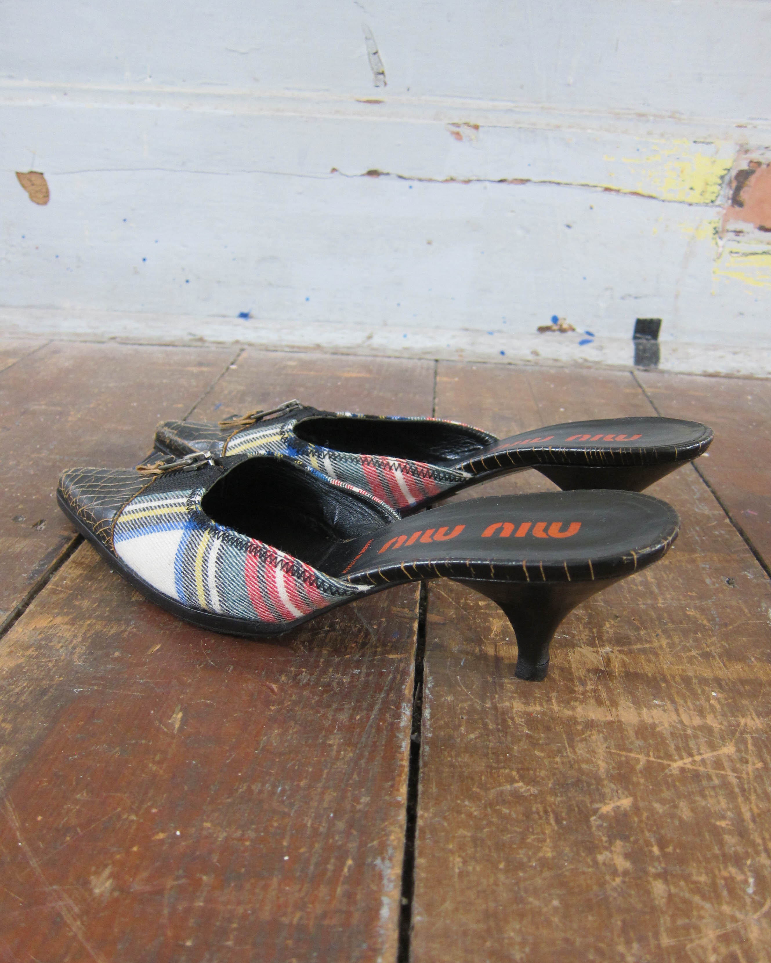 2000S TARTAN LEATHER MULES