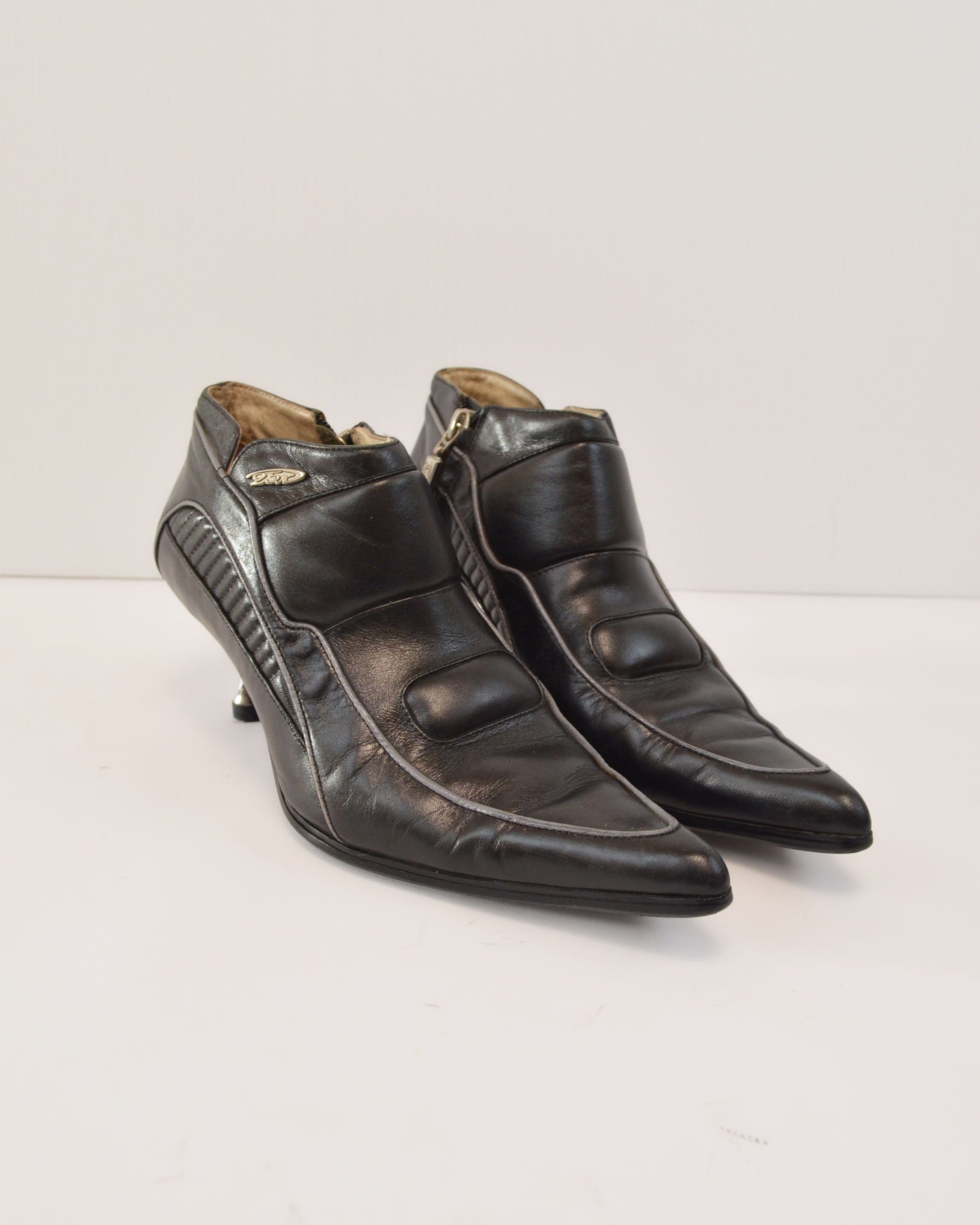 2000s GERMAN LEATHER MOTORCYCLE HEEL BOOTS