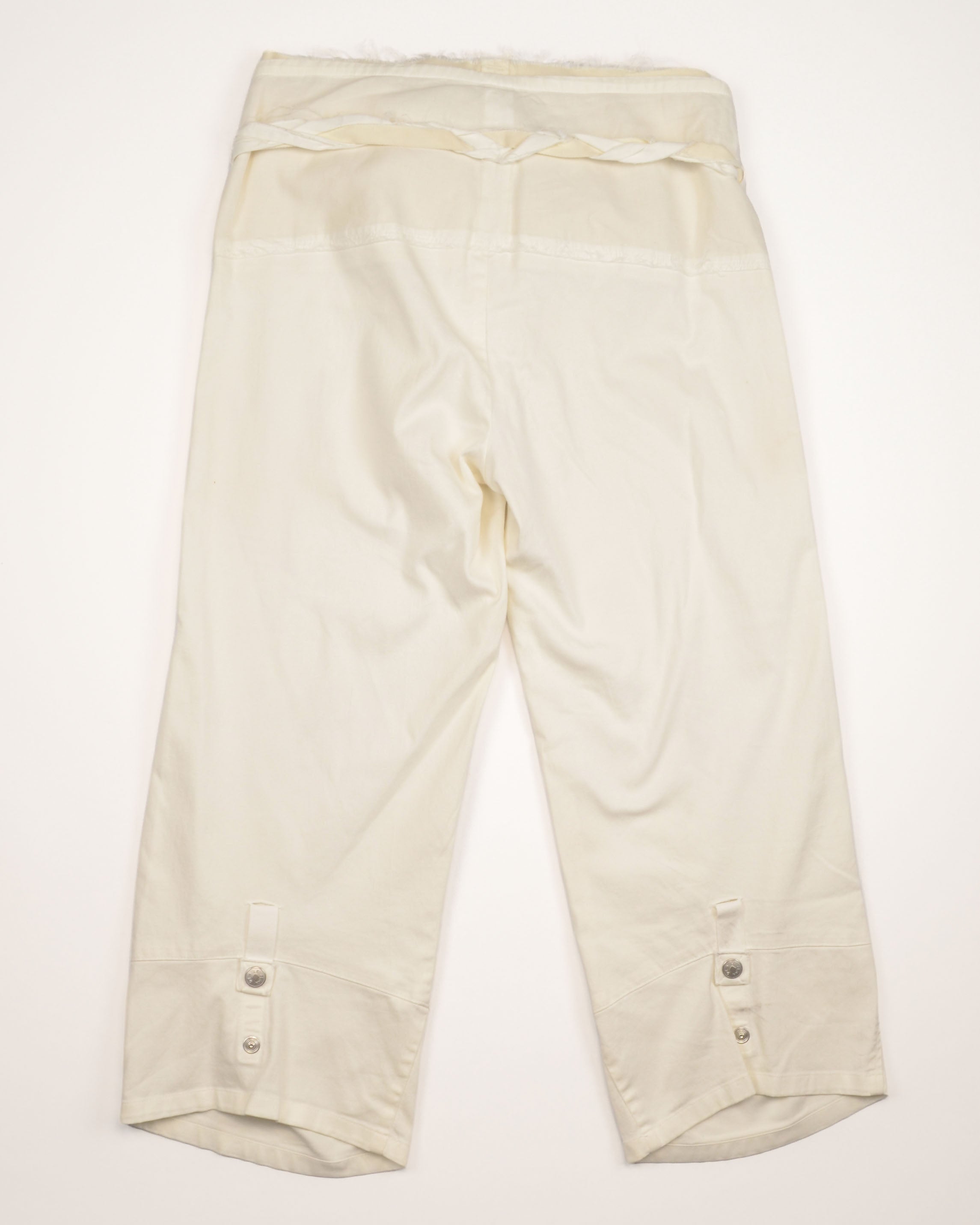 CREAM CAPRI PANTS