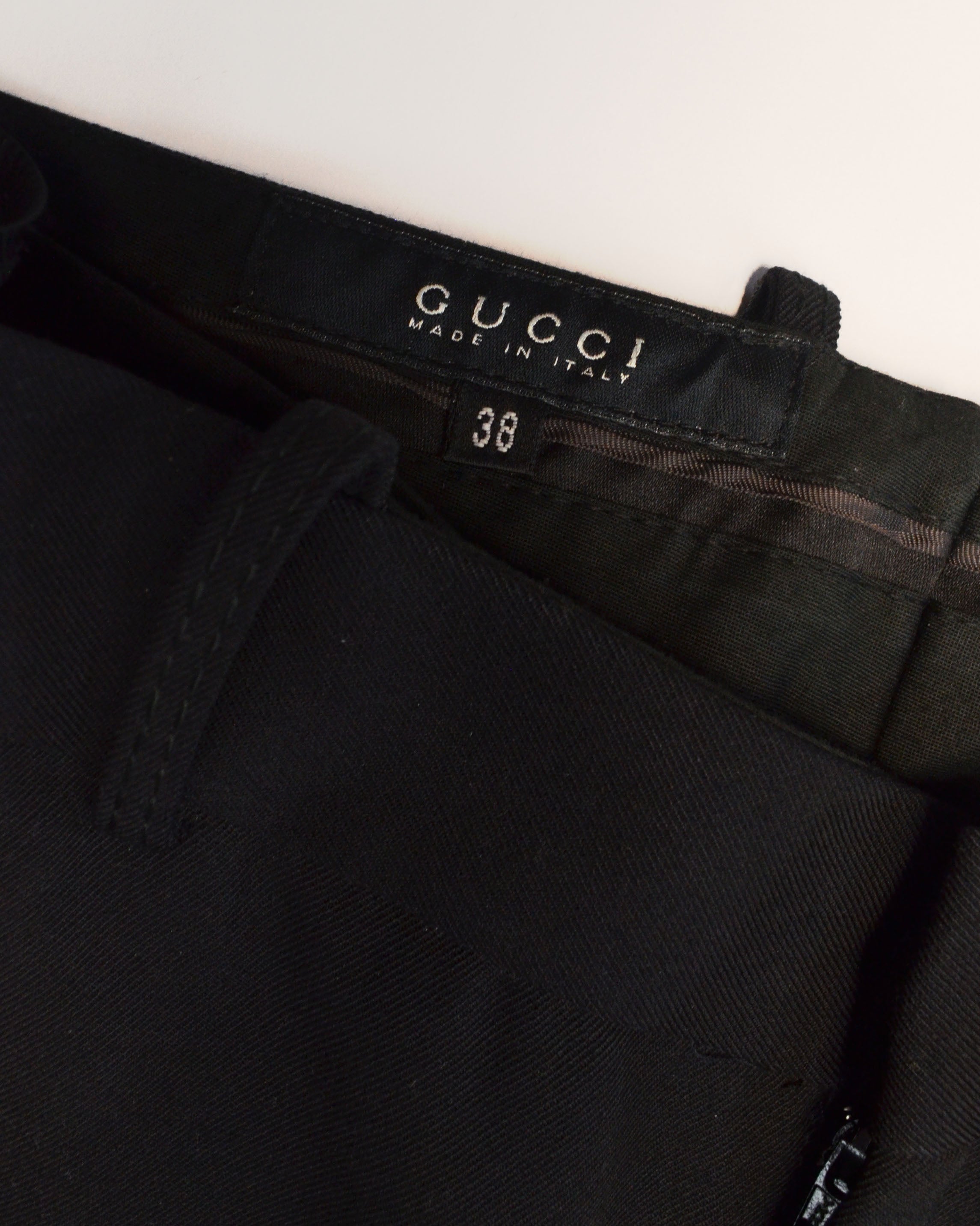 GUCCI FALL 2001 BLACK WOOL ZIP DETAIL TROUSERS