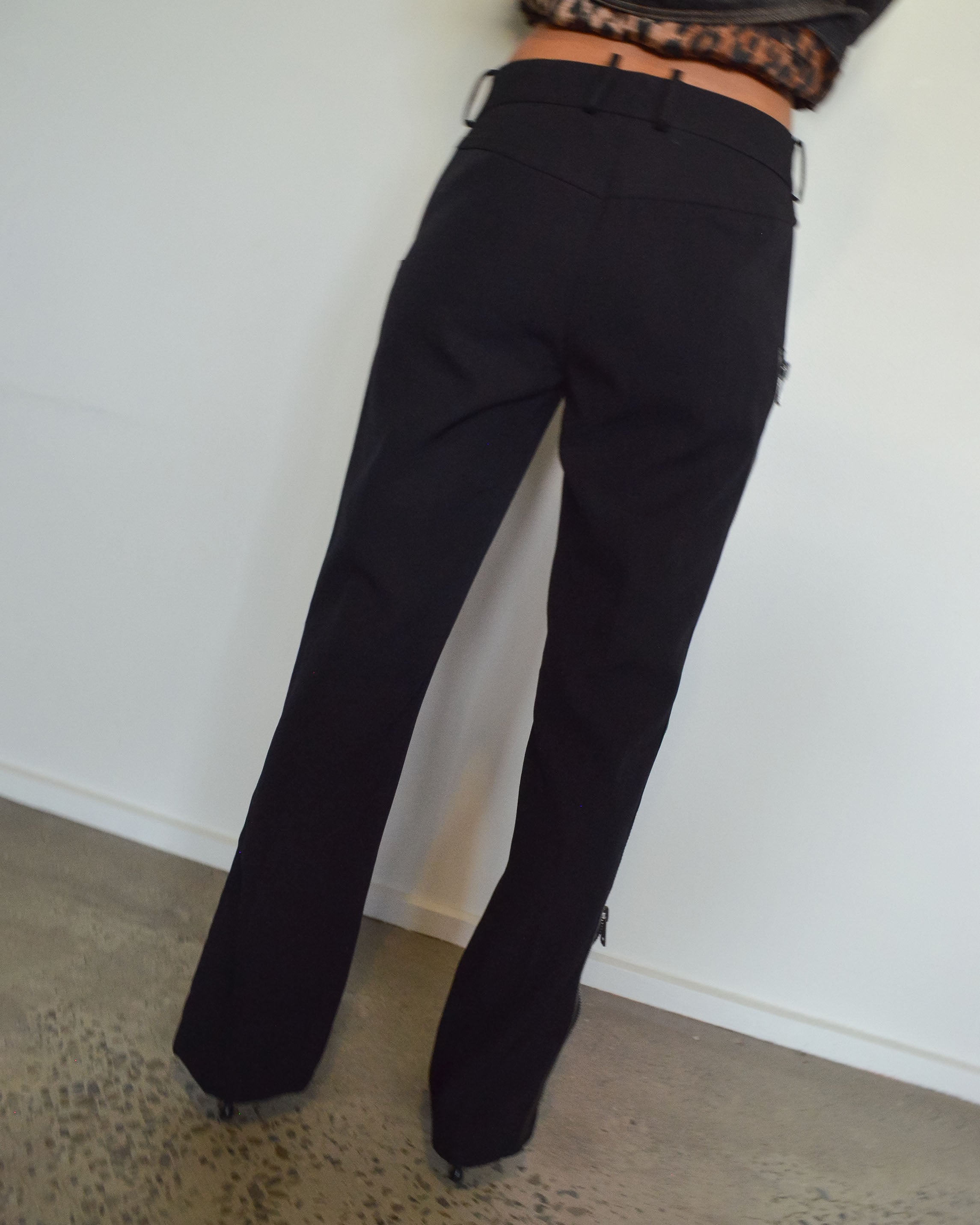 GUCCI FALL 2001 BLACK WOOL ZIP DETAIL TROUSERS