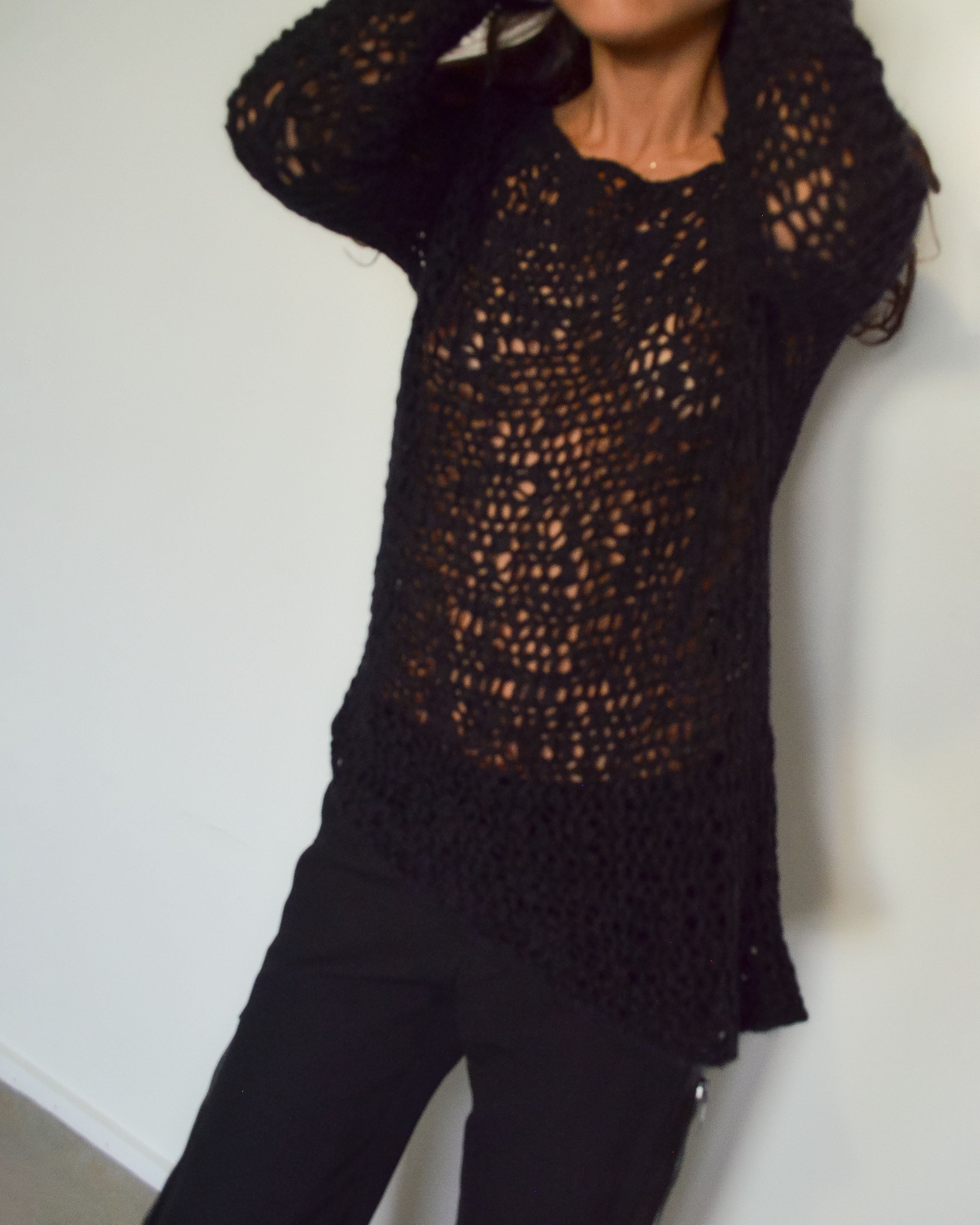 OPEN KNIT ASYMMETRIC SWEATER