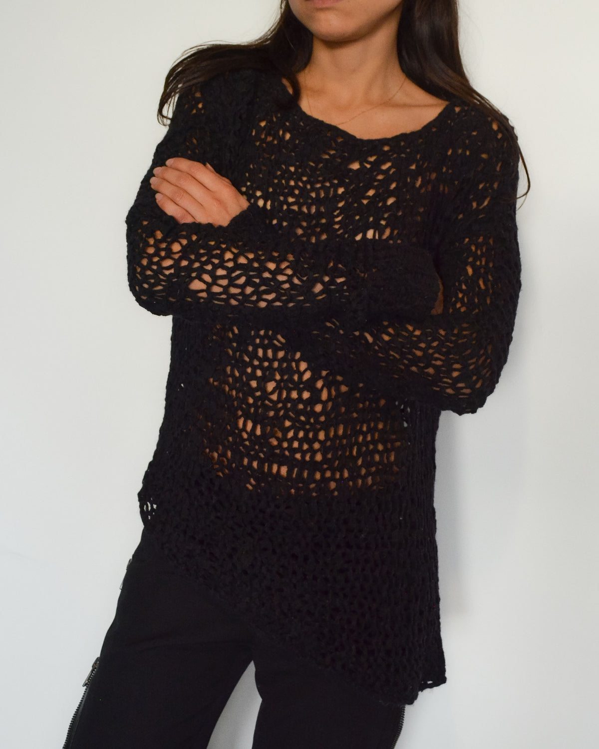 OPEN KNIT ASYMMETRIC SWEATER