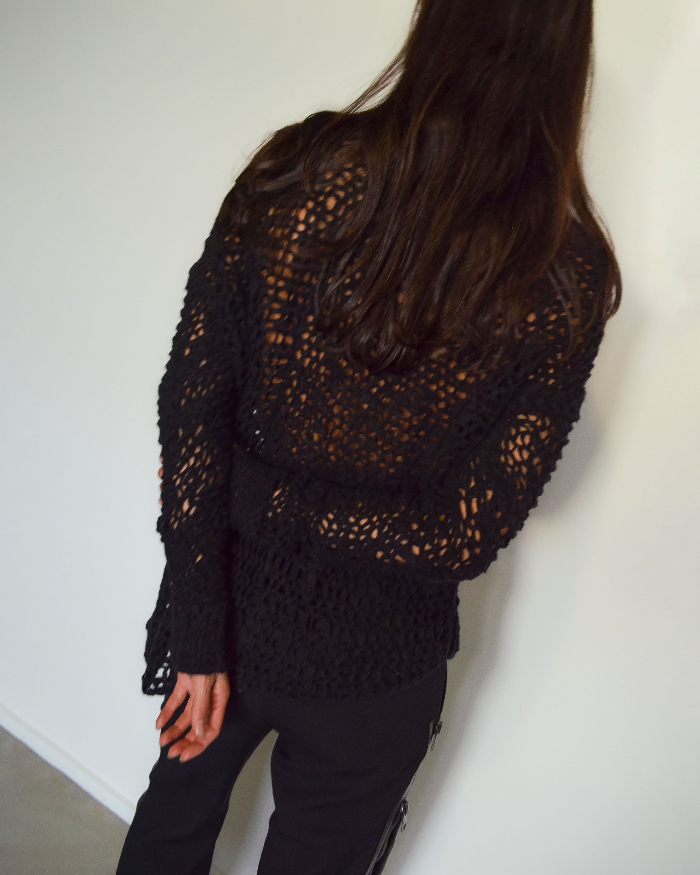 OPEN KNIT ASYMMETRIC SWEATER