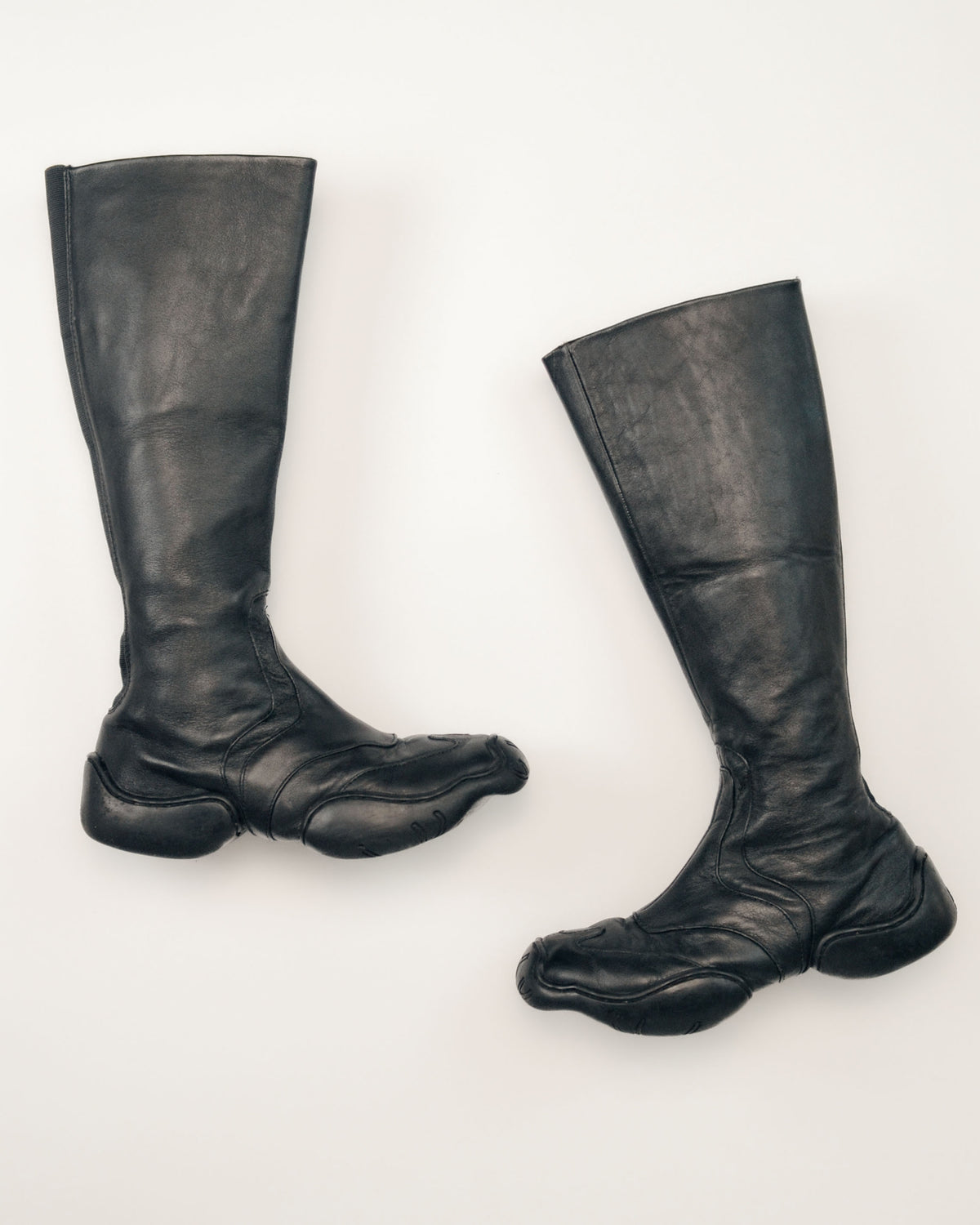 2000's LEATHER SCULPTED SOLE BOOTS