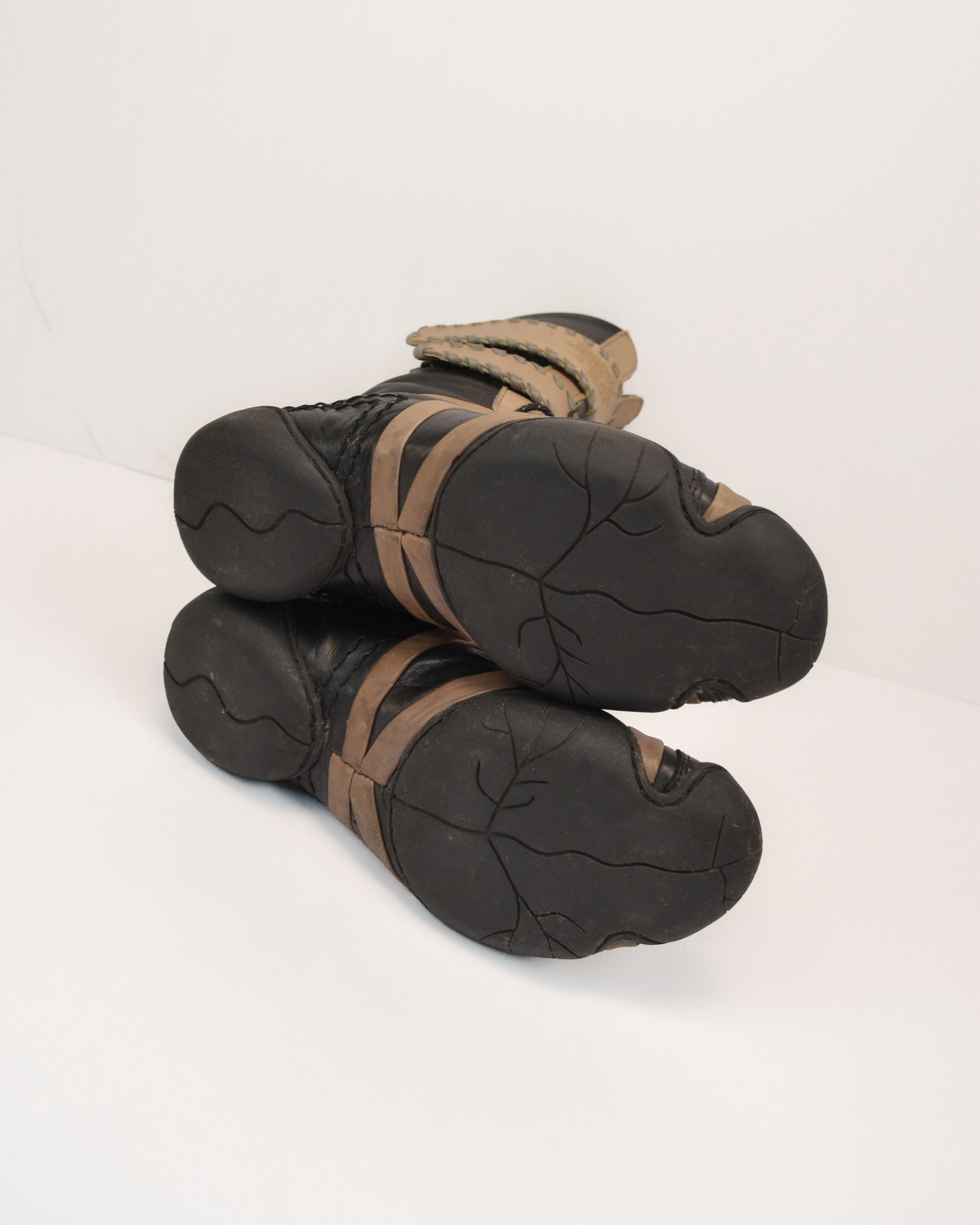 2007 LEATHER BOXING BOOTS
