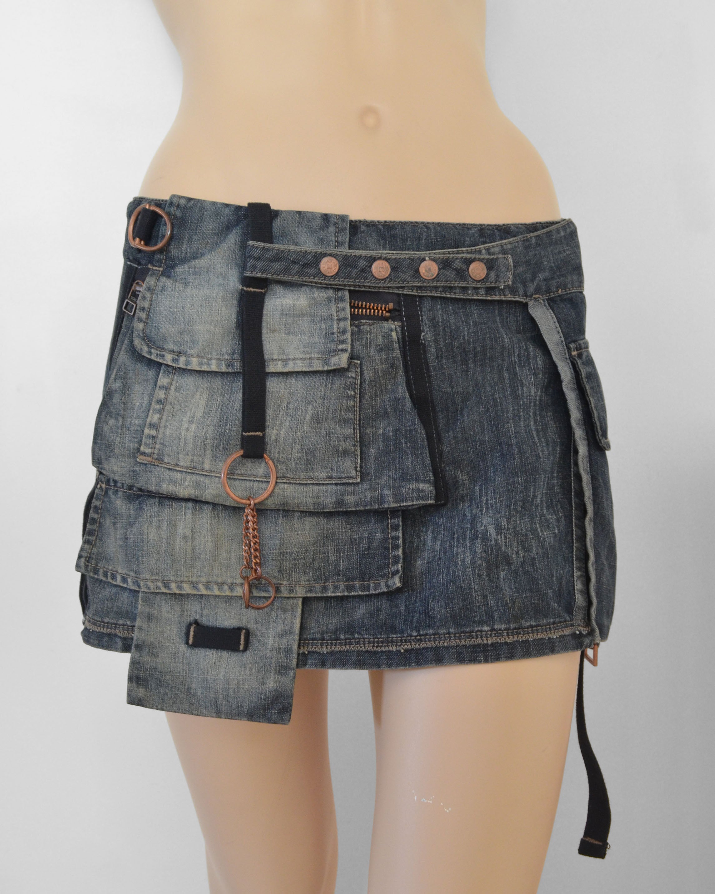 2000S MULTI POCKET DENIM MINI SKIRT