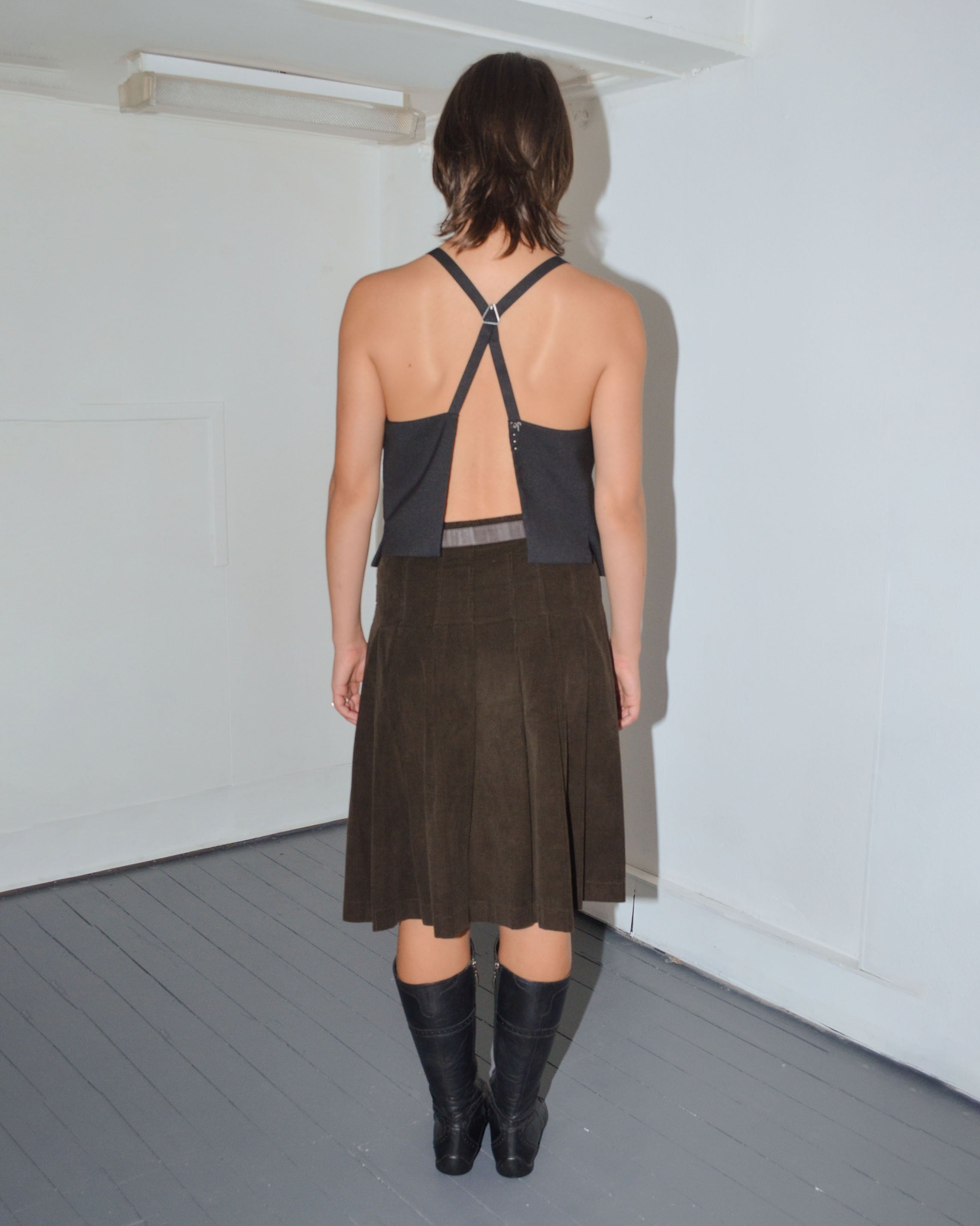 FALL WINTER 2003 BUCKLE PLEATED SKIRT
