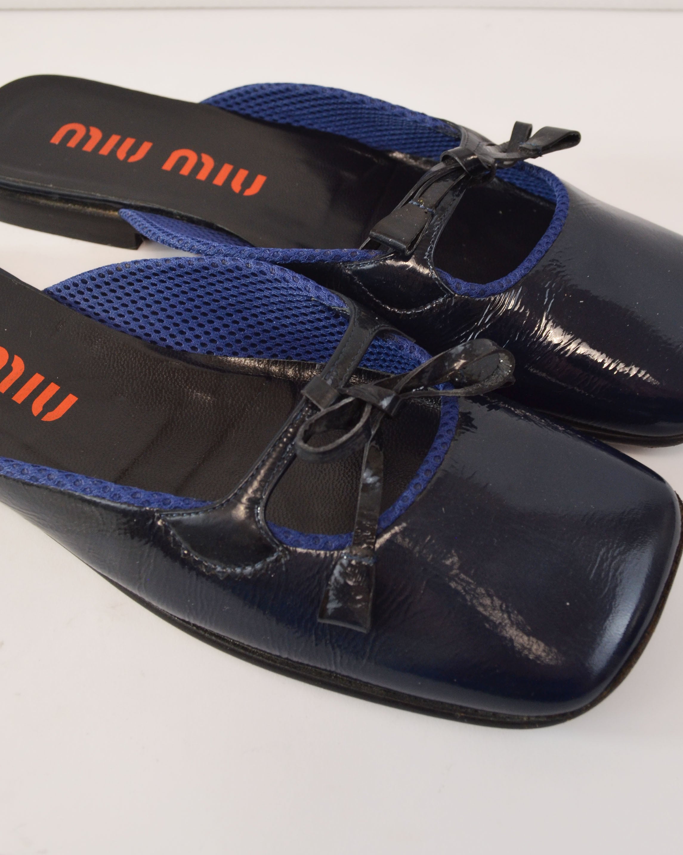 FW1999 PATENT SQUARE TOE BALLET FLATS
