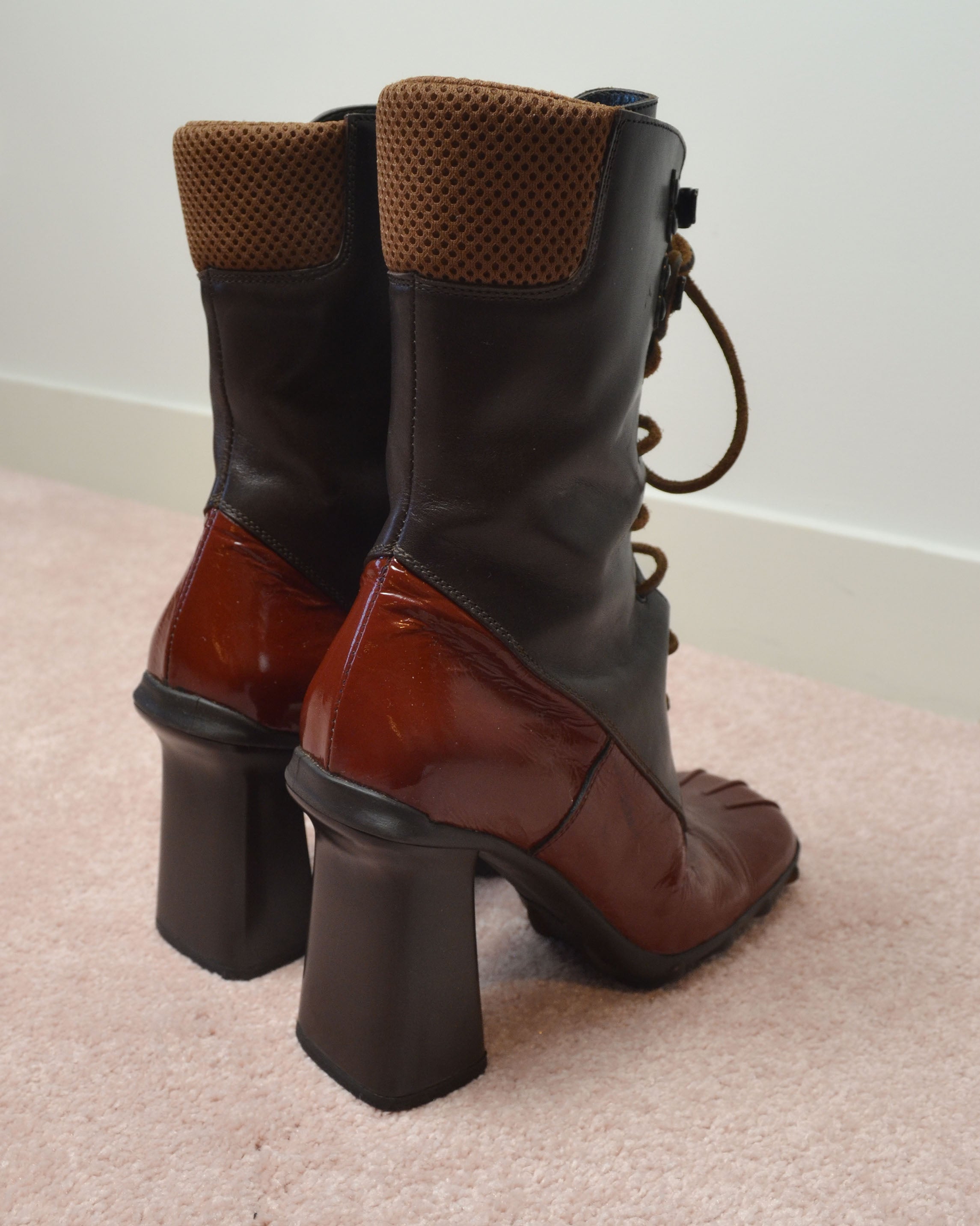 FW99 BUBBLE SOLE PATENT LEATHER BOOTS