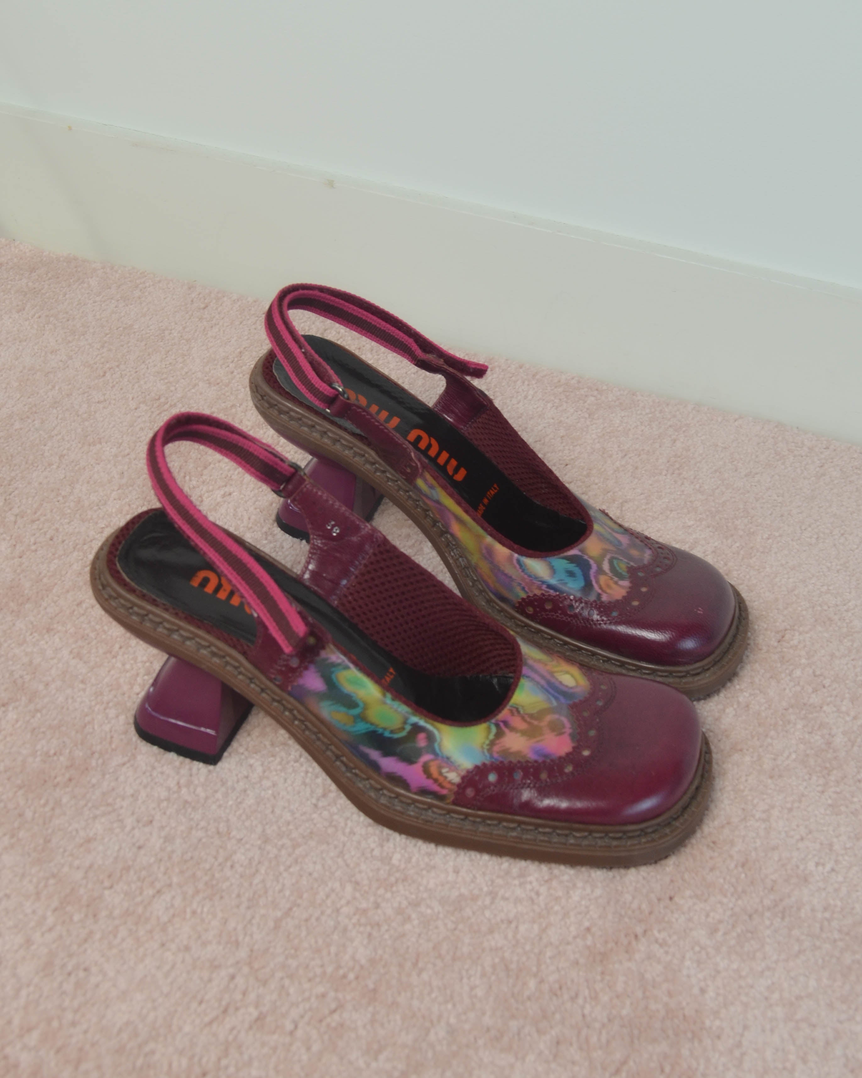 MIU MIU FW1999 HOLOGRAPHIC PLATFORM HEELS & WAIST BELT