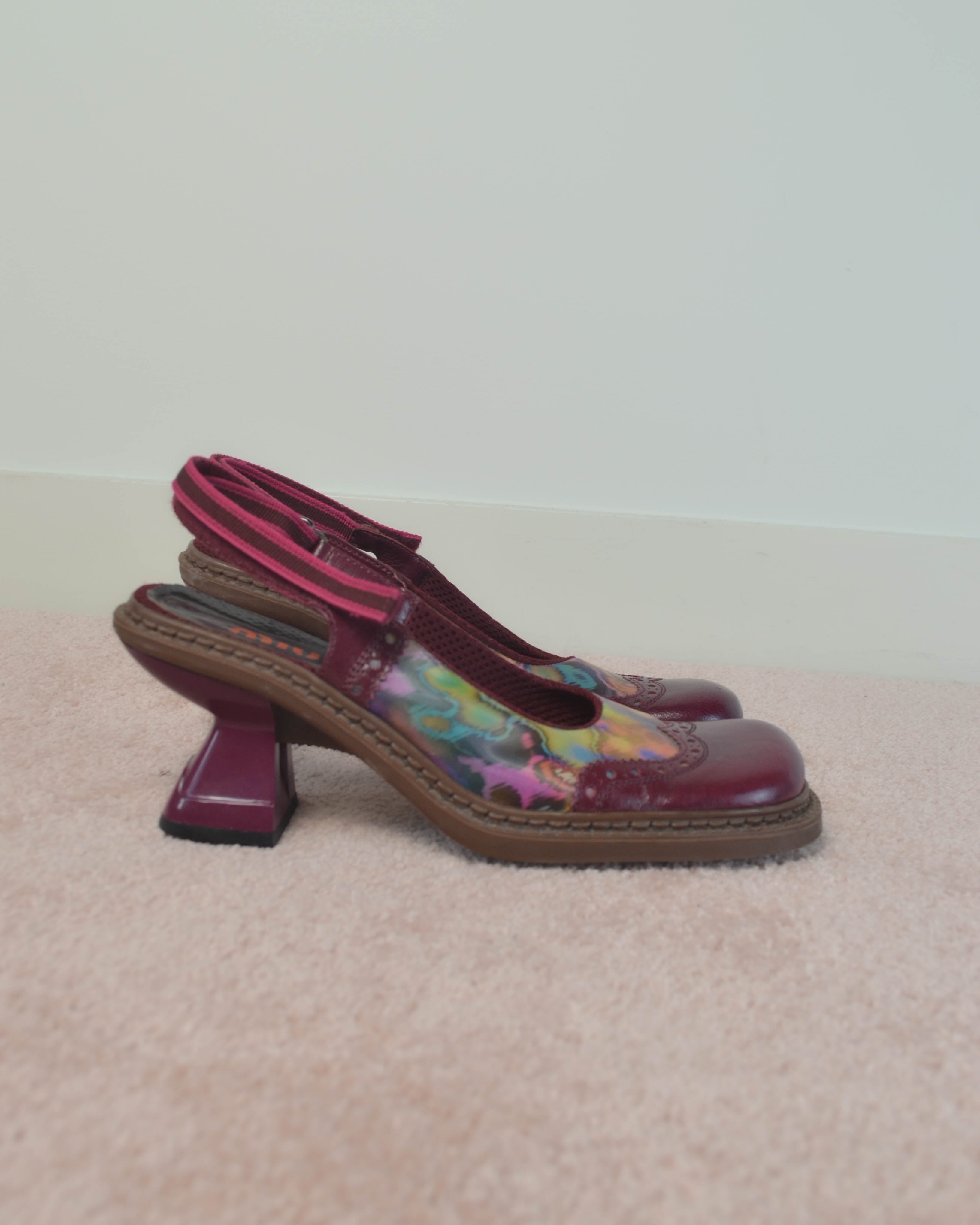 MIU MIU FW1999 HOLOGRAPHIC PLATFORM HEELS & WAIST BELT