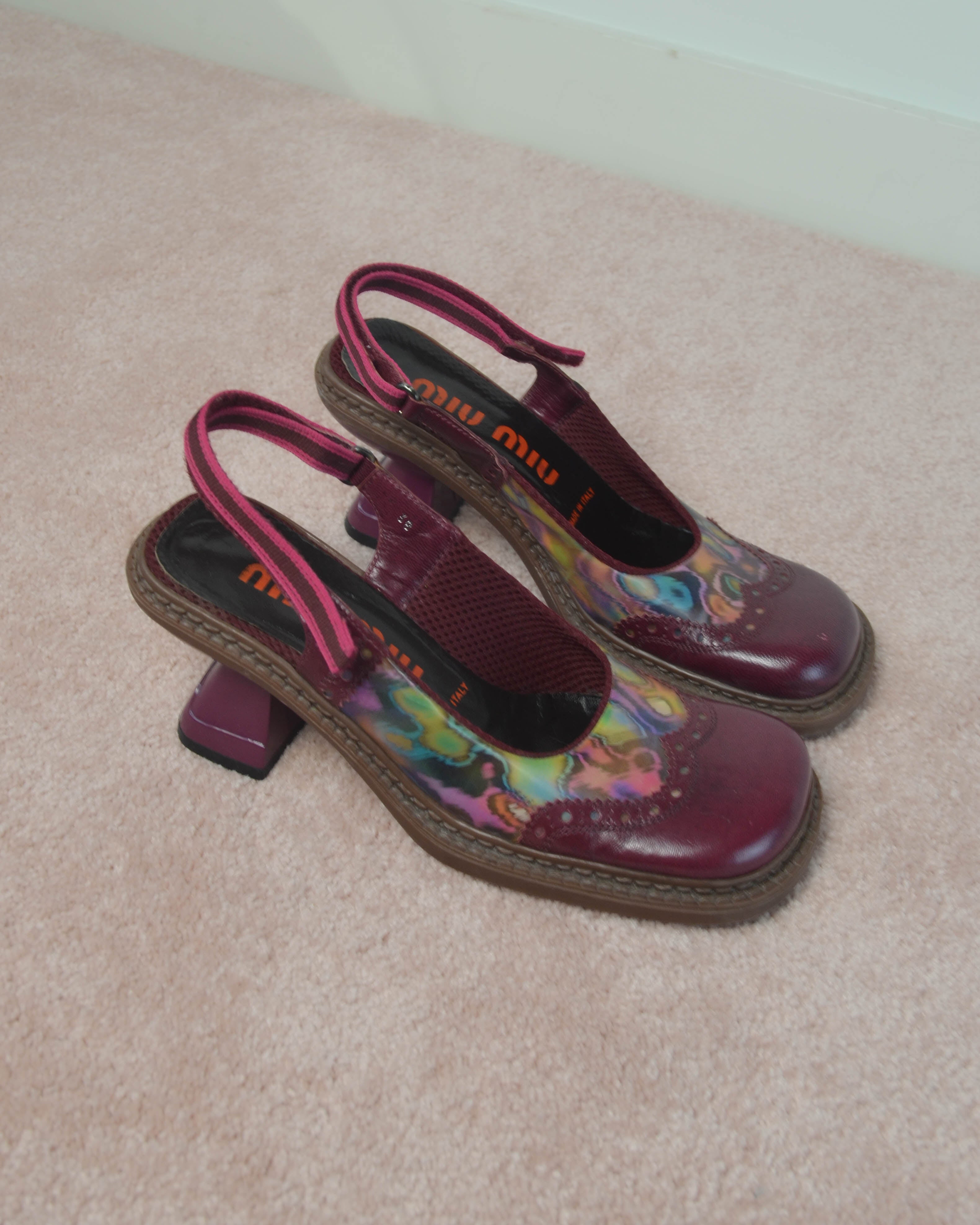 MIU MIU FW1999 HOLOGRAPHIC PLATFORM HEELS & WAIST BELT