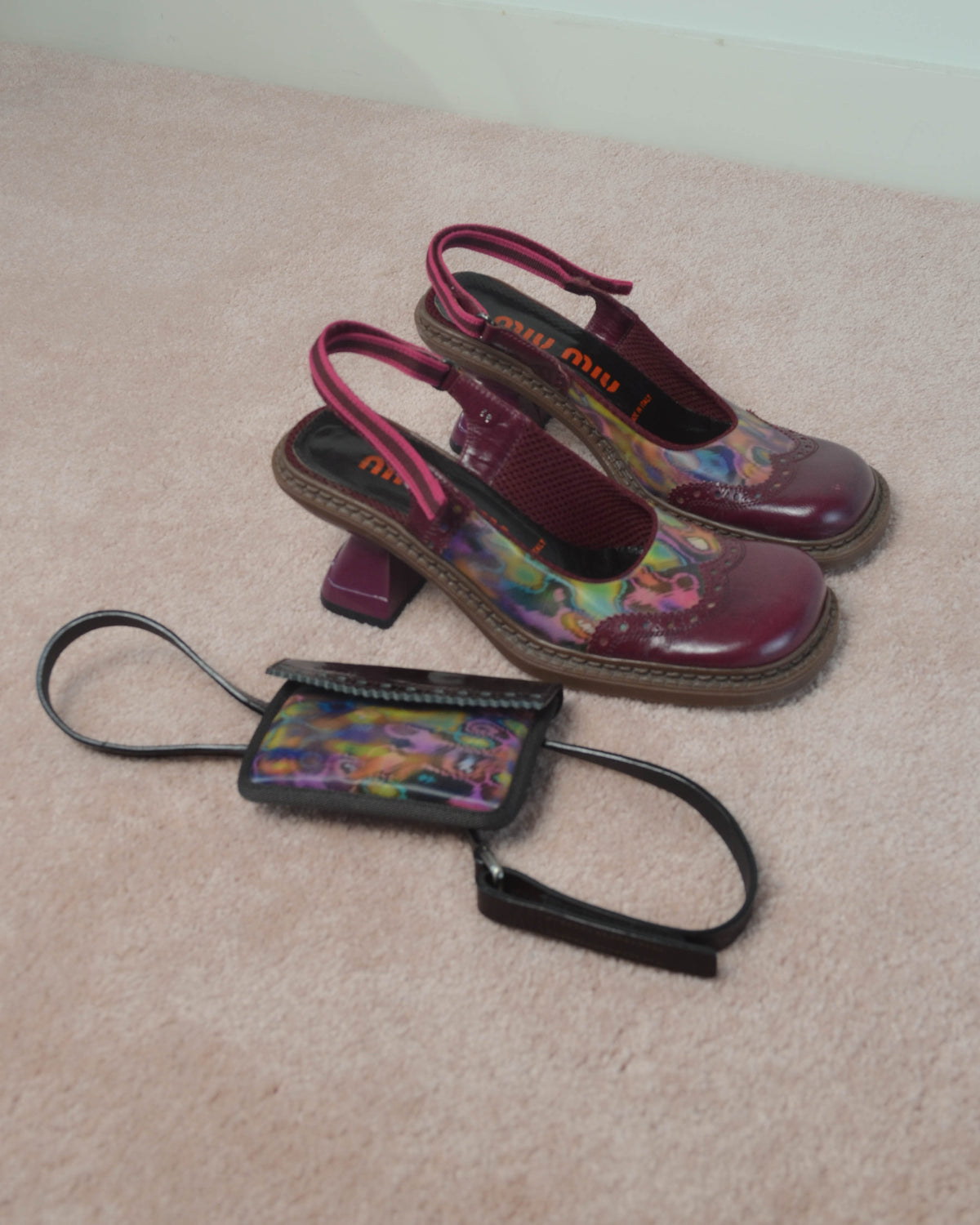 MIU MIU FW1999 HOLOGRAPHIC PLATFORM HEELS & WAIST BELT
