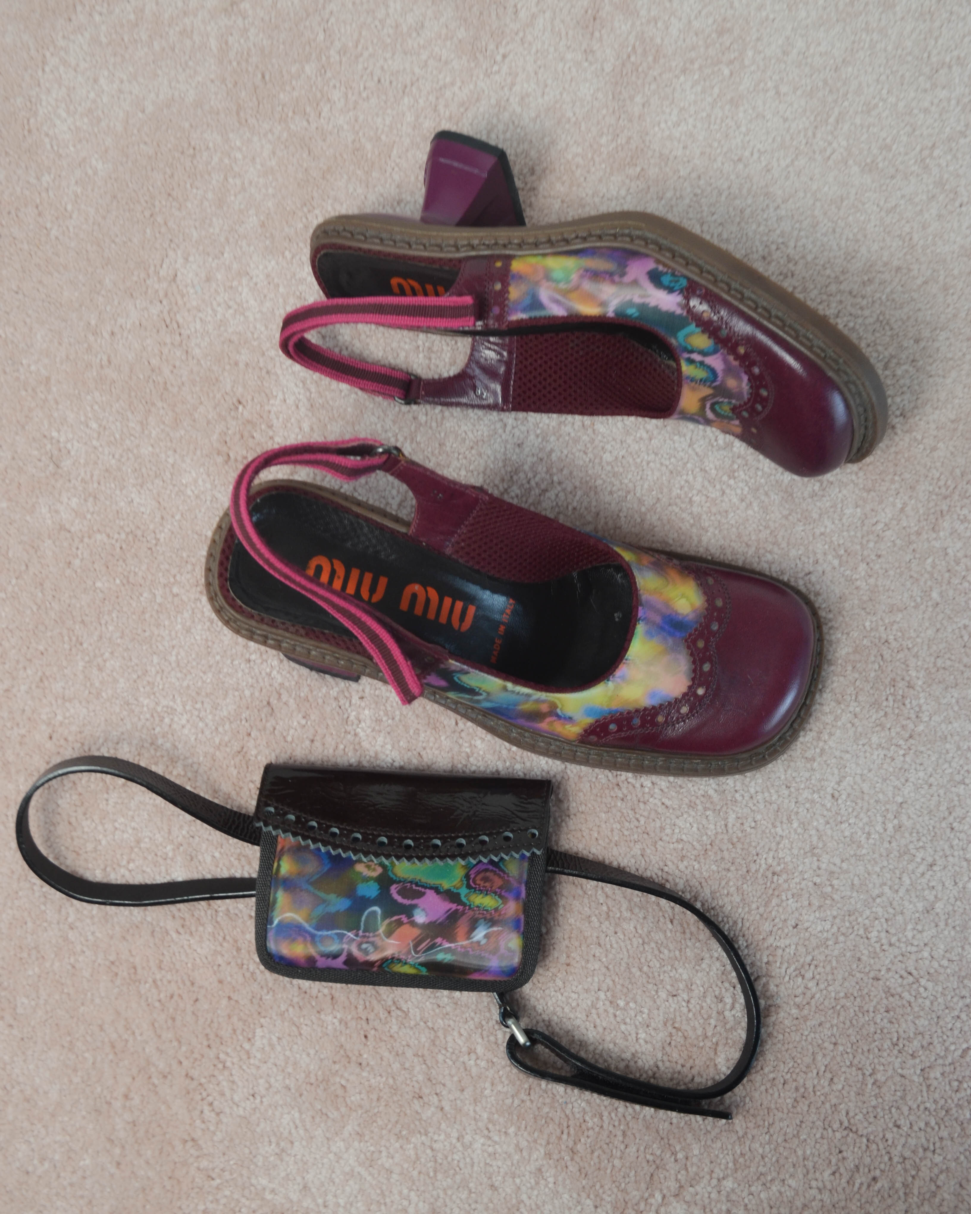 MIU MIU FW1999 HOLOGRAPHIC PLATFORM HEELS & WAIST BELT