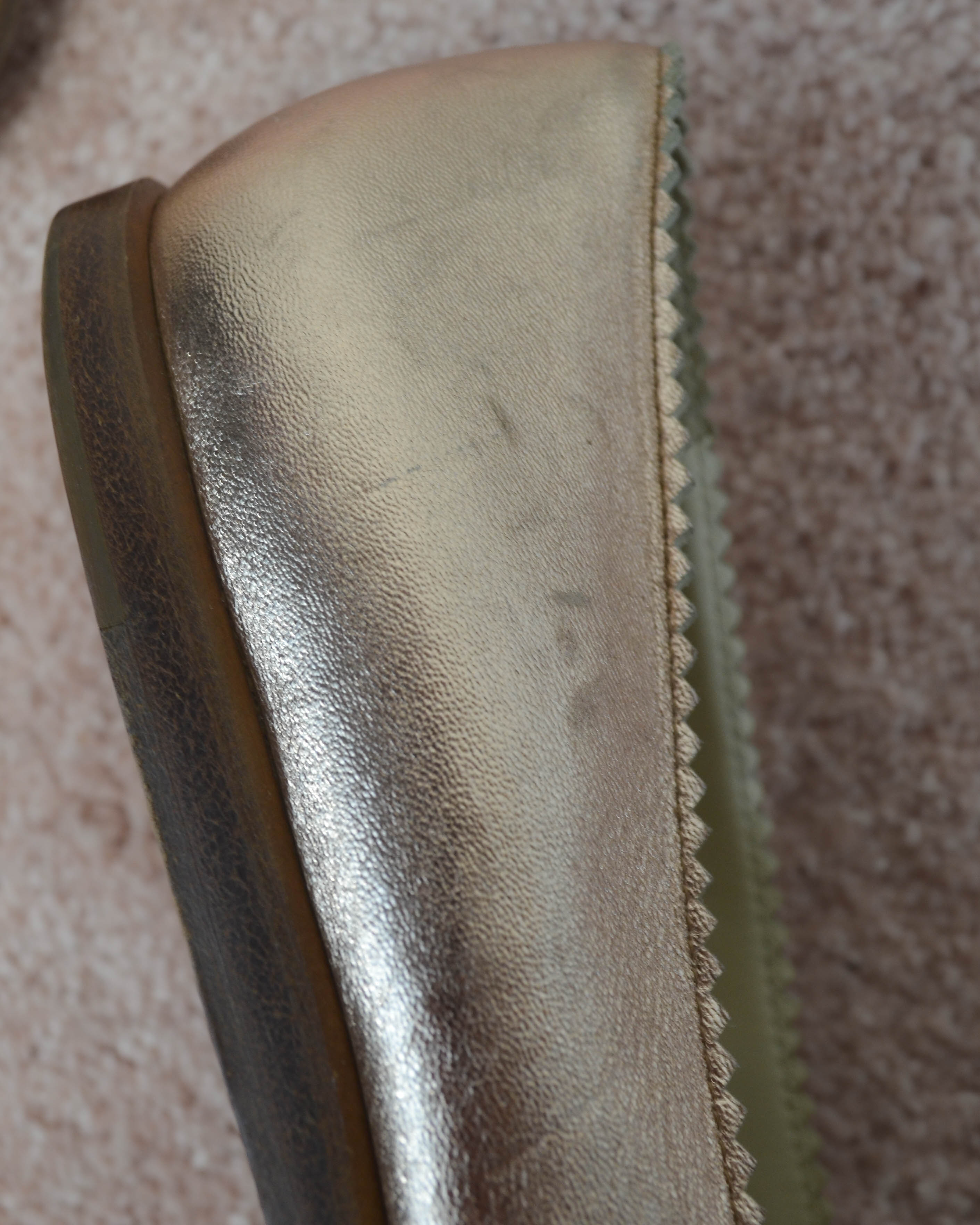 90s METALLIC LEATHER BALLET FLATS